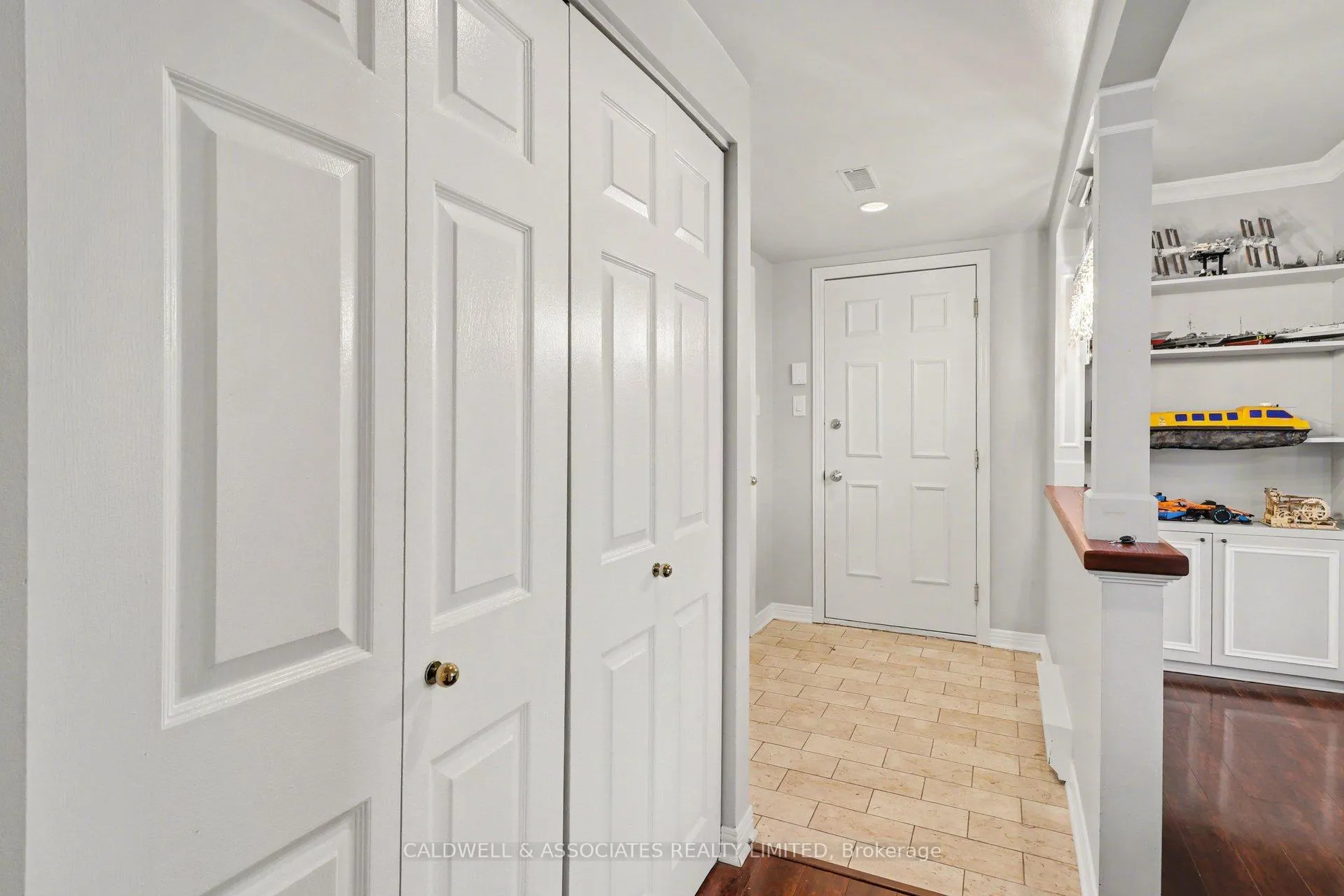 Photo 6 of Unit 3, 33 Charles Street, Ottawa, New Edinburgh — HOMEH