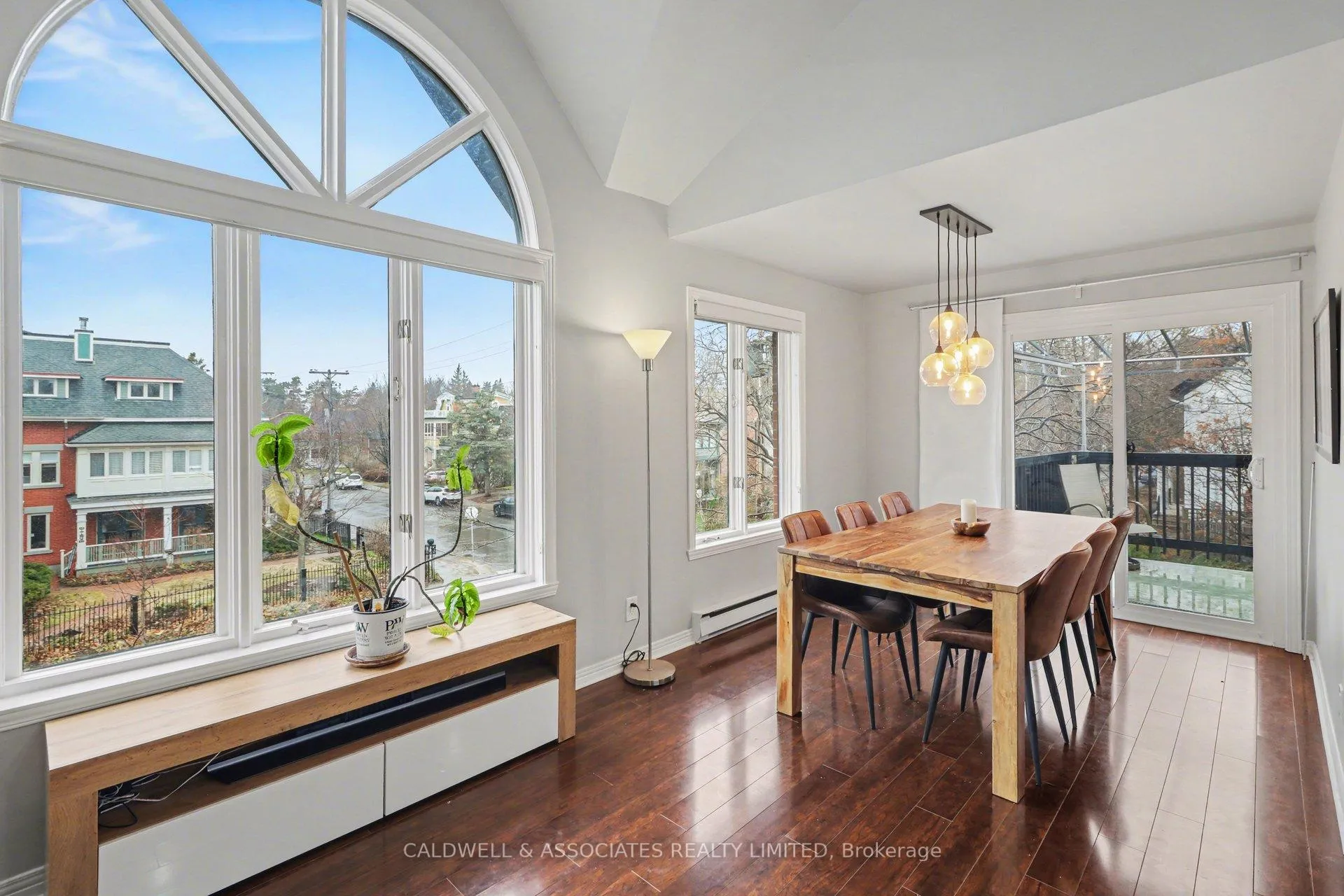 Photo 11 of Unit 3, 33 Charles Street, Ottawa, New Edinburgh — HOMEH