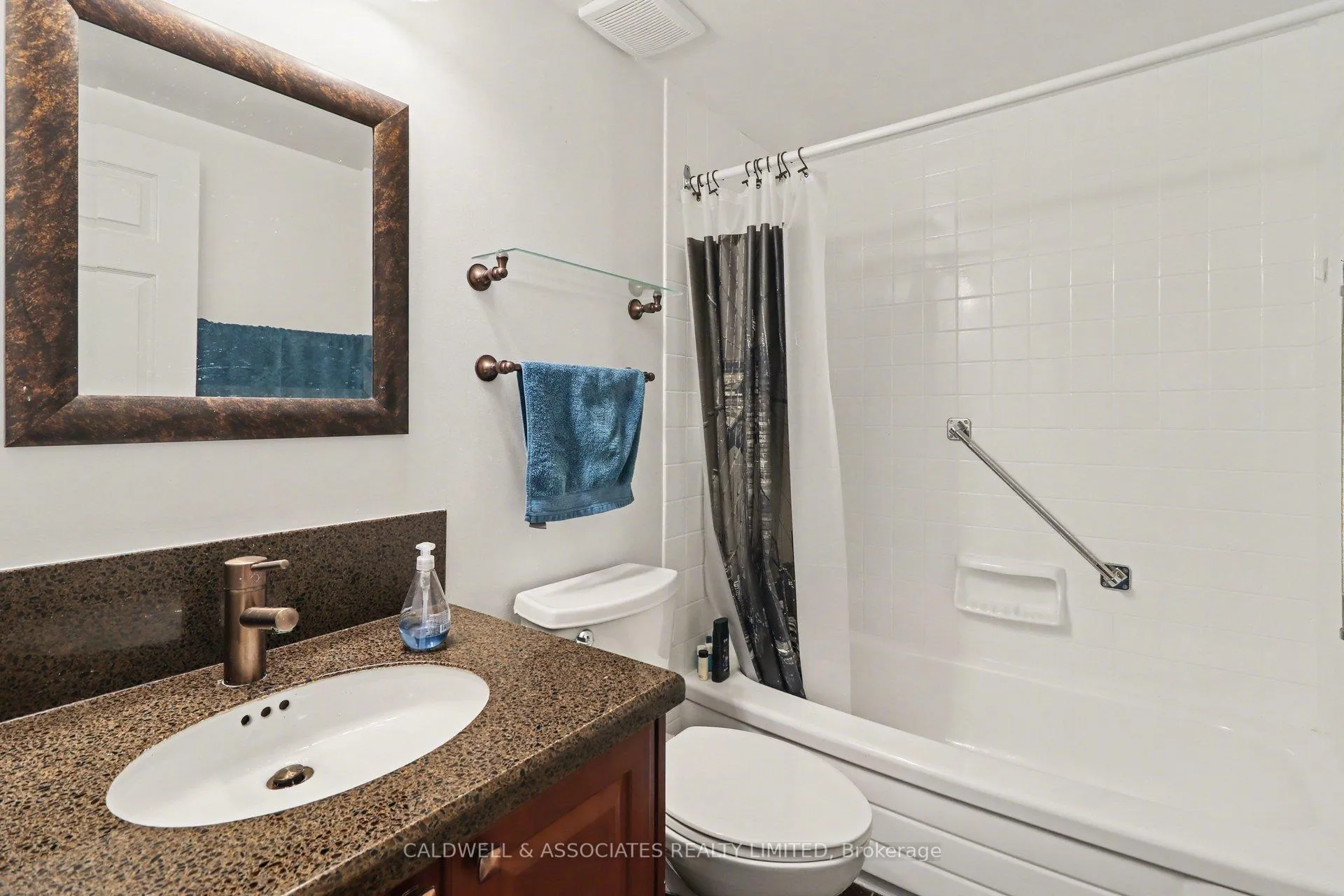 Photo 22 of Unit 3, 33 Charles Street, Ottawa, New Edinburgh — HOMEH