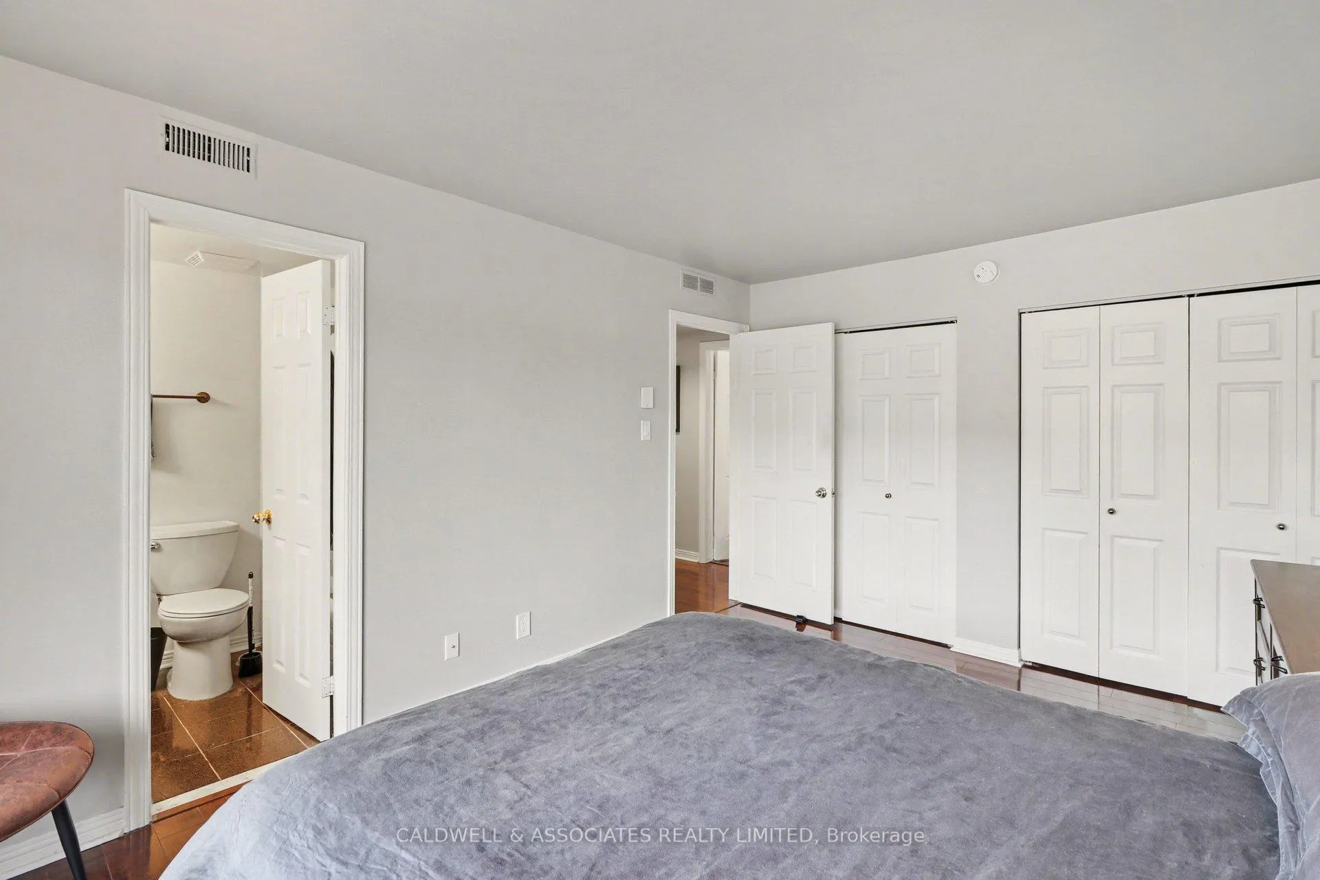 Photo 23 of Unit 3, 33 Charles Street, Ottawa, New Edinburgh — HOMEH