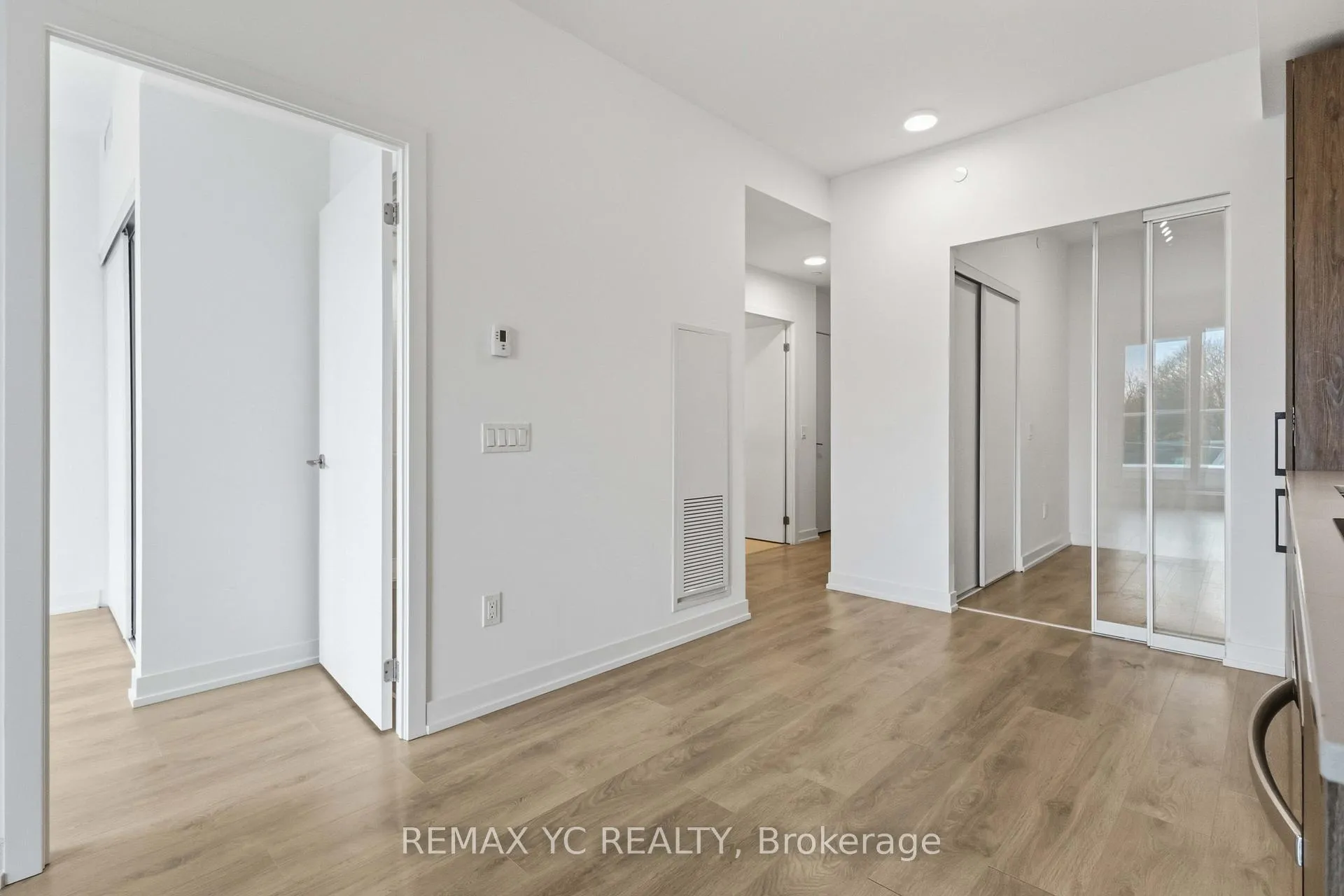 Photo 8 of Unit 438, 150 Logan Avenue, Toronto, South Riverdale — HOMEH