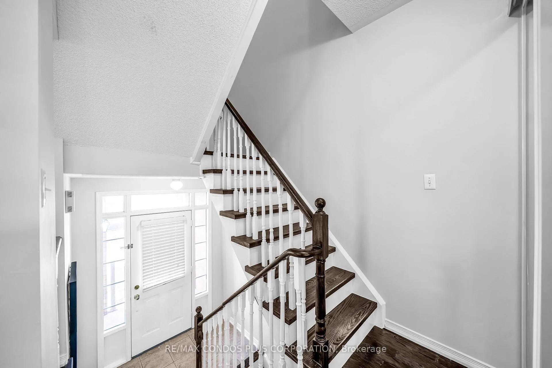 Photo 17 of 3 Powers Valley Court, Ajax, South East — HOMEH