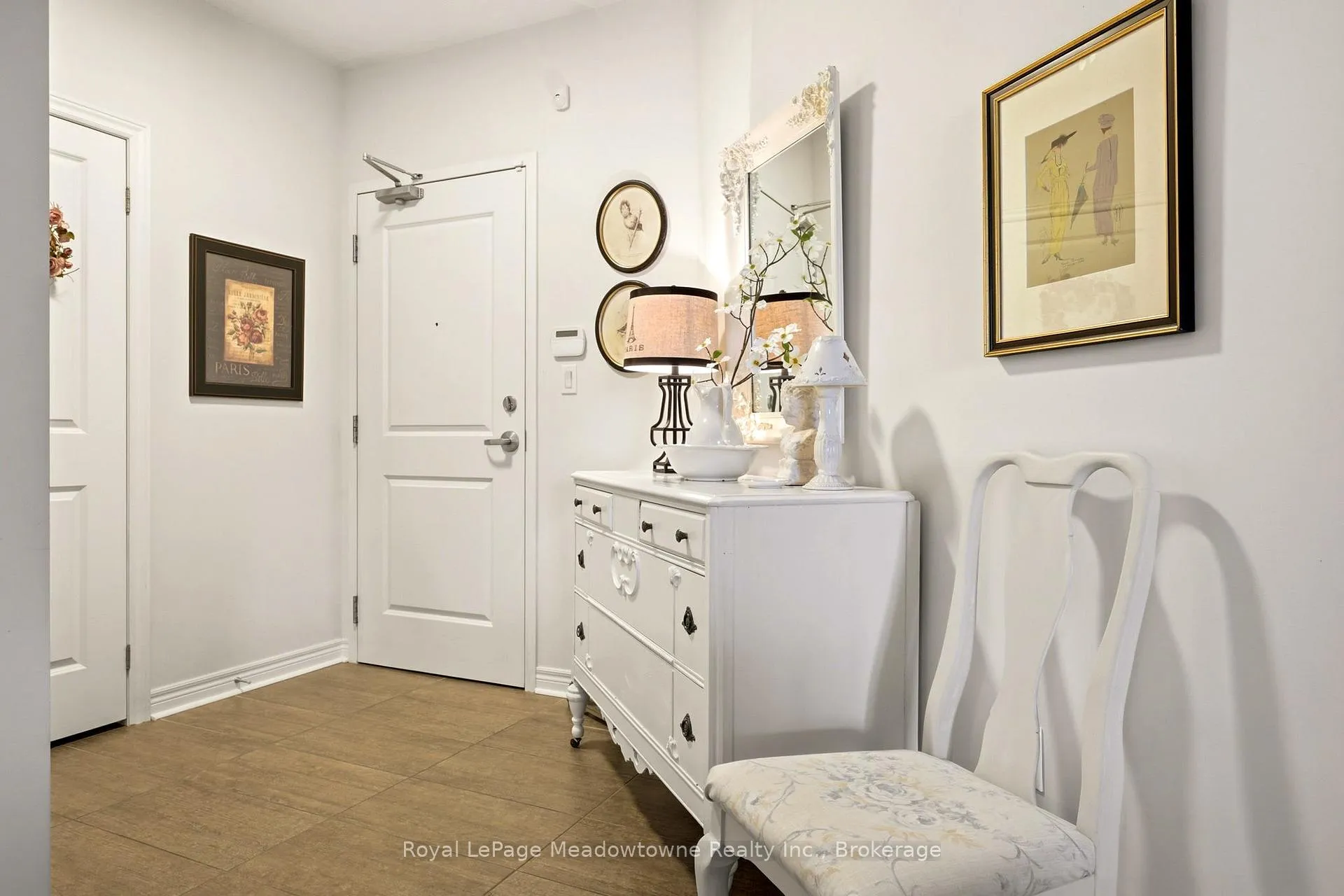 Photo 5 of Unit 109, 33 Whitmer Street, Milton, Scott — HOMEH