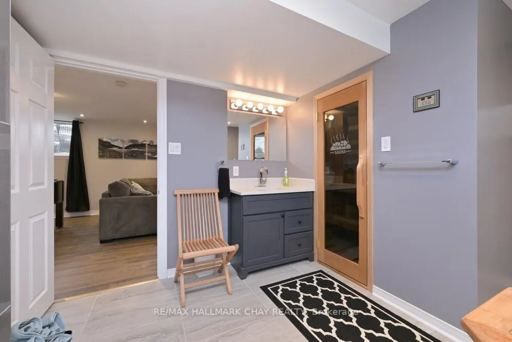 Photo 23 of 36 Moore Avenue, Adjala-Tosorontio, Everett — HOMEH