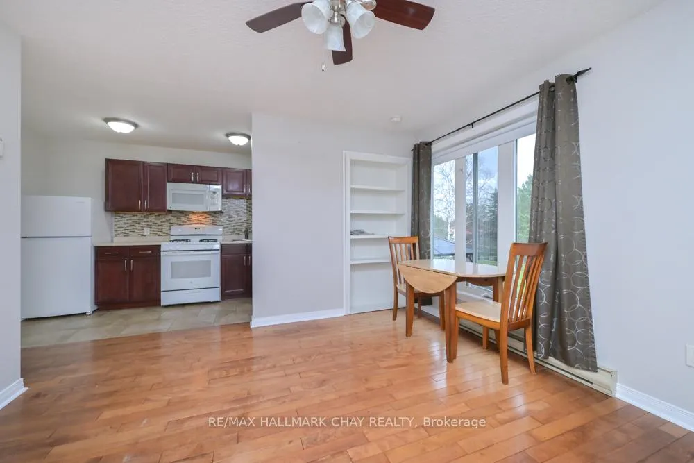 Photo 28 of 36 Moore Avenue, Adjala-Tosorontio, Everett — HOMEH
