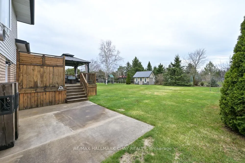 Photo 34 of 36 Moore Avenue, Adjala-Tosorontio, Everett — HOMEH