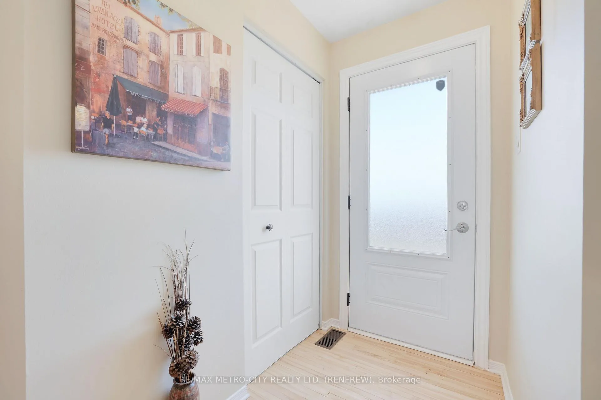 Photo 6 of 1513B Whelan Road, Admaston/Bromley, Admaston/Bromley — HOMEH