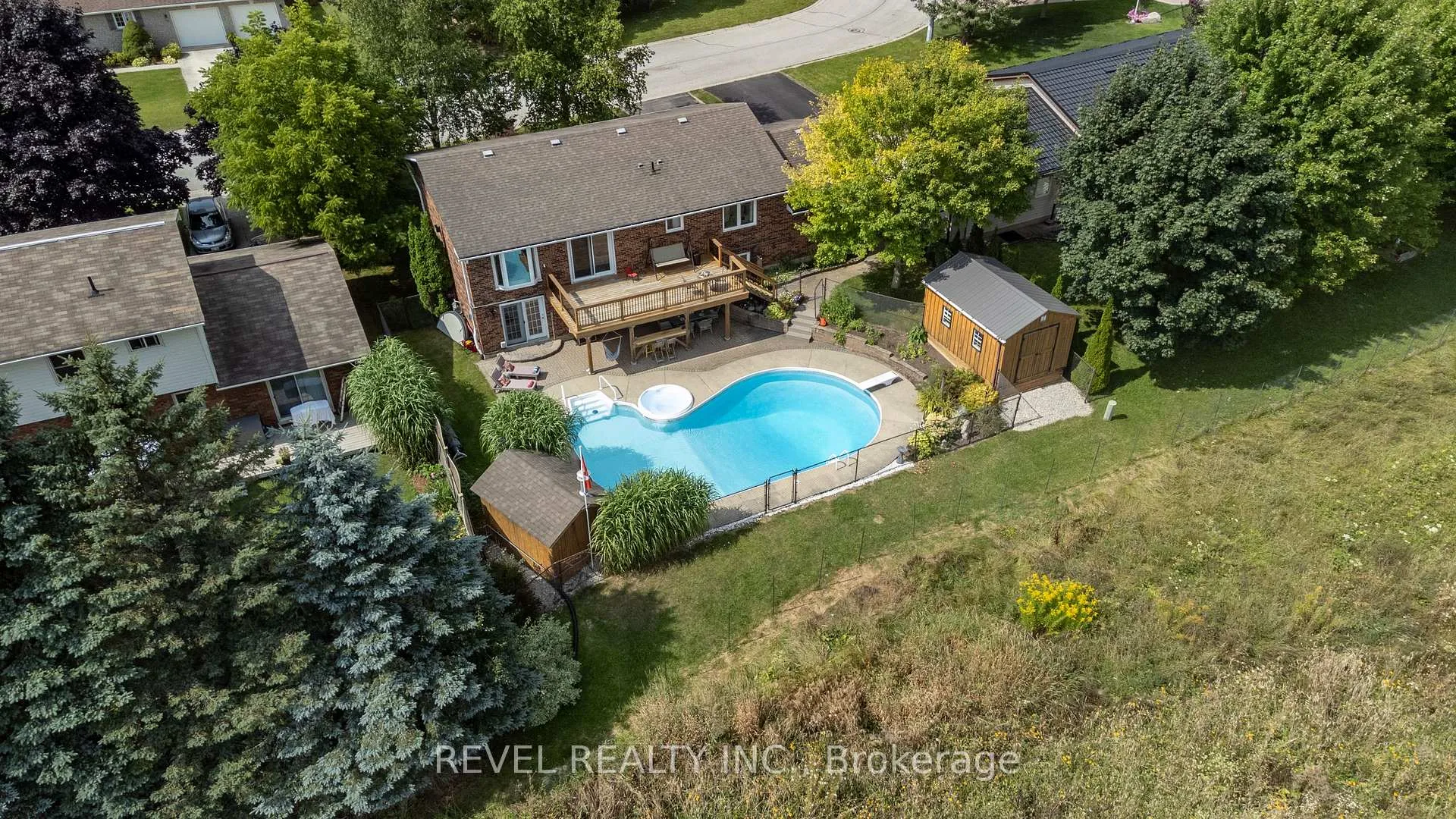 Photo 33 of 29 Armstrong Crescent, Grey Highlands — HOMEH