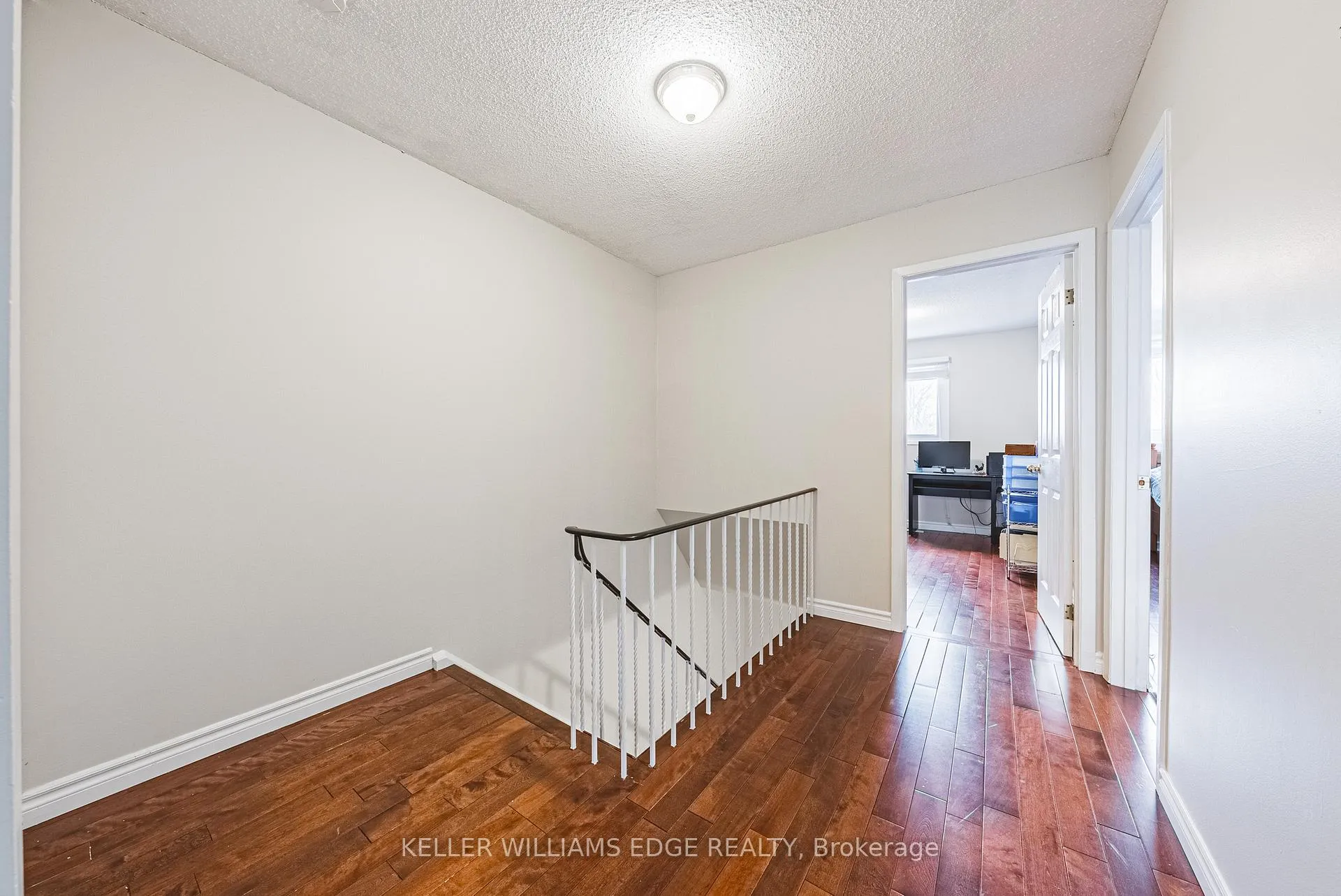 Photo 11 of Unit 60, 1576 Newlands Crescent, Burlington, Palmer — HOMEH