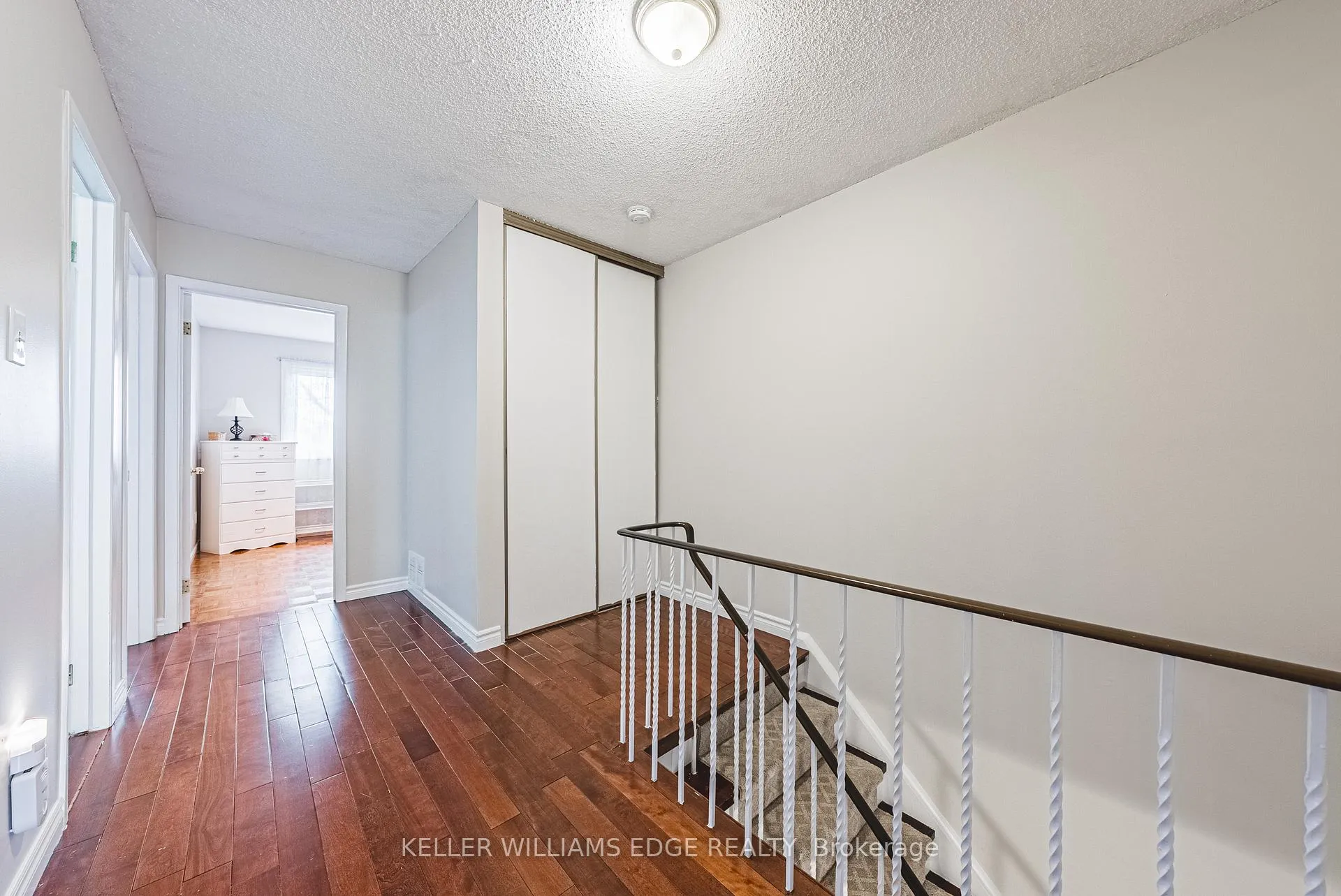 Photo 12 of Unit 60, 1576 Newlands Crescent, Burlington, Palmer — HOMEH