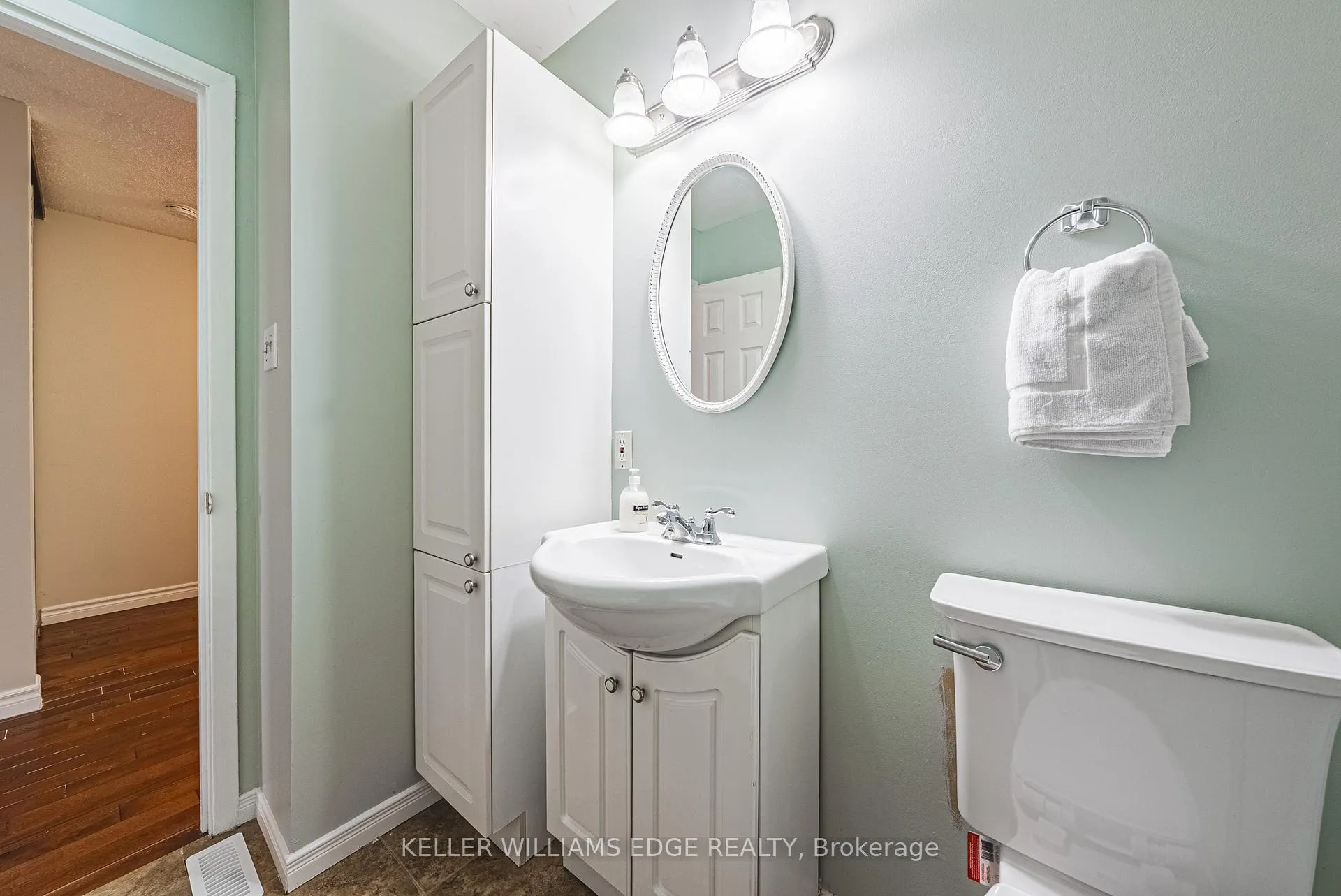 Photo 19 of Unit 60, 1576 Newlands Crescent, Burlington, Palmer — HOMEH