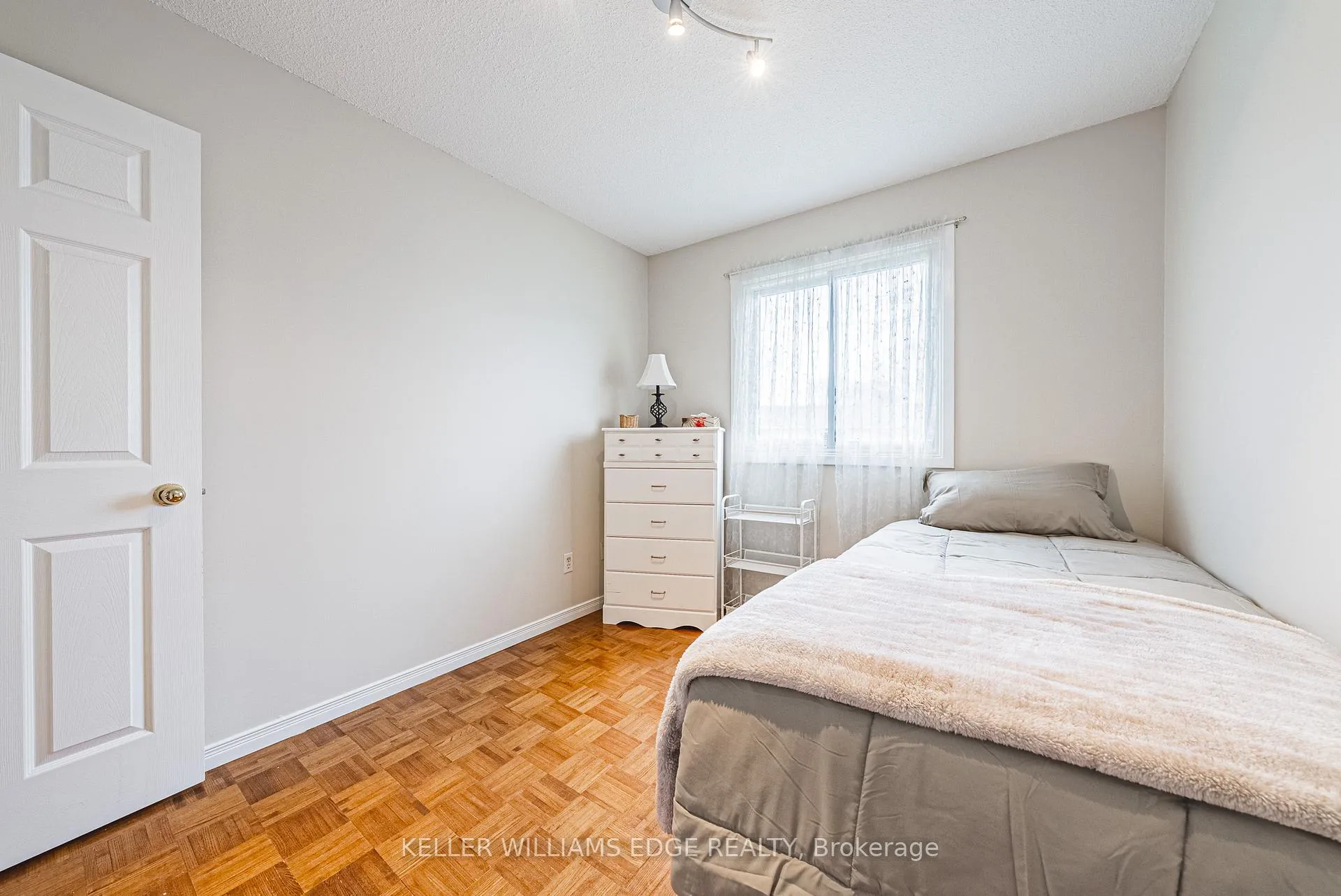 Photo 21 of Unit 60, 1576 Newlands Crescent, Burlington, Palmer — HOMEH