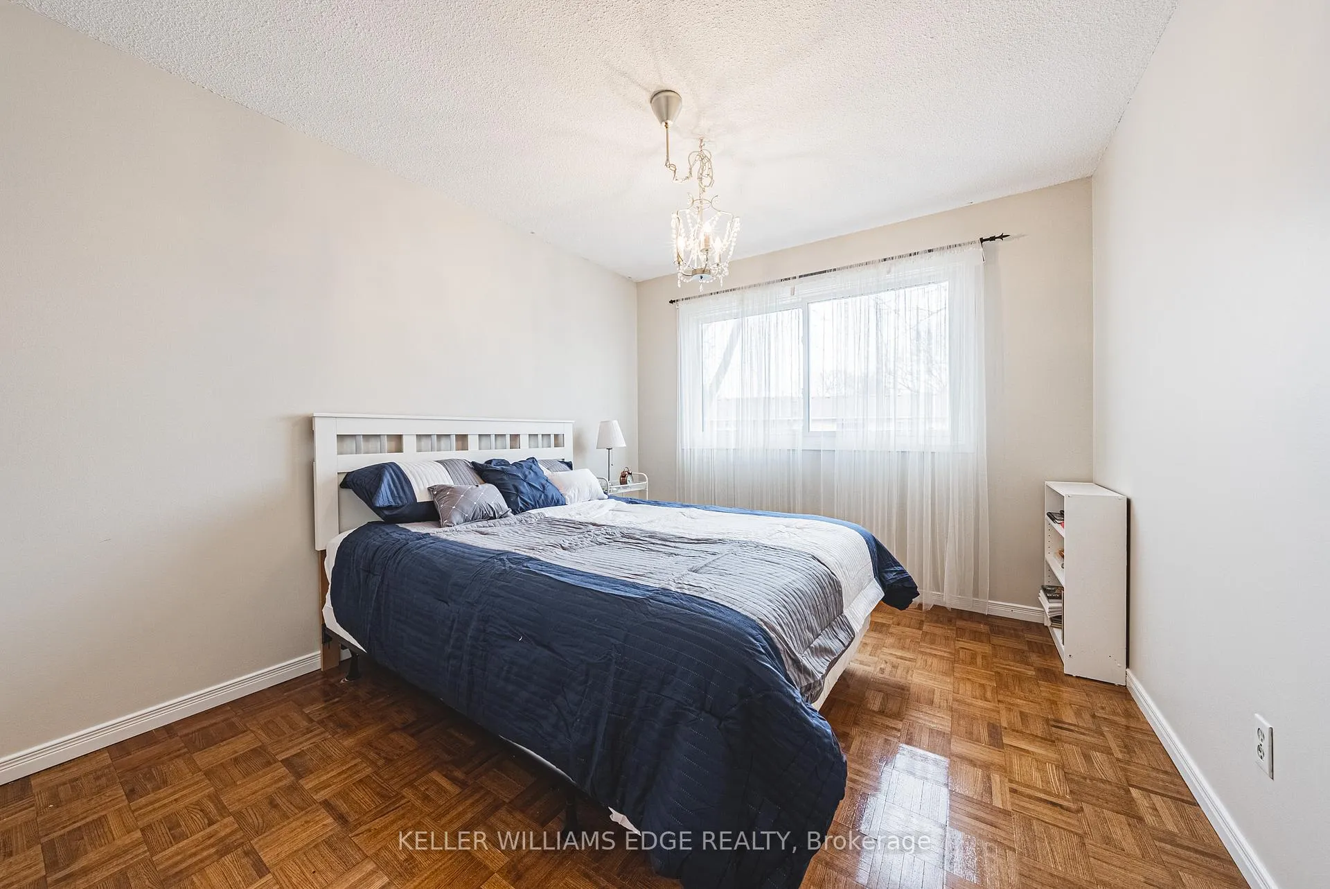 Photo 22 of Unit 60, 1576 Newlands Crescent, Burlington, Palmer — HOMEH