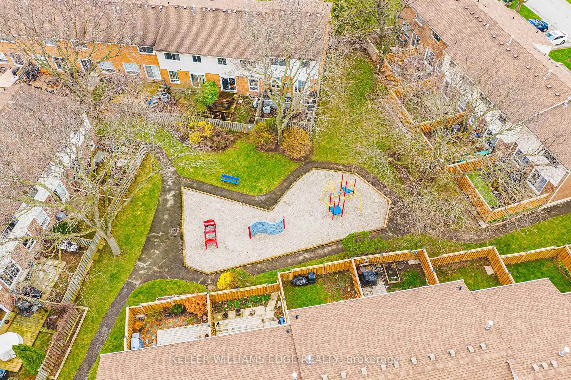 Photo 34 of Unit 60, 1576 Newlands Crescent, Burlington, Palmer — HOMEH