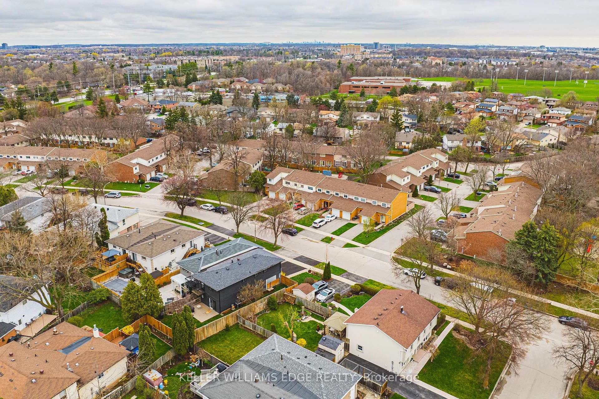 Photo 37 of Unit 60, 1576 Newlands Crescent, Burlington, Palmer — HOMEH