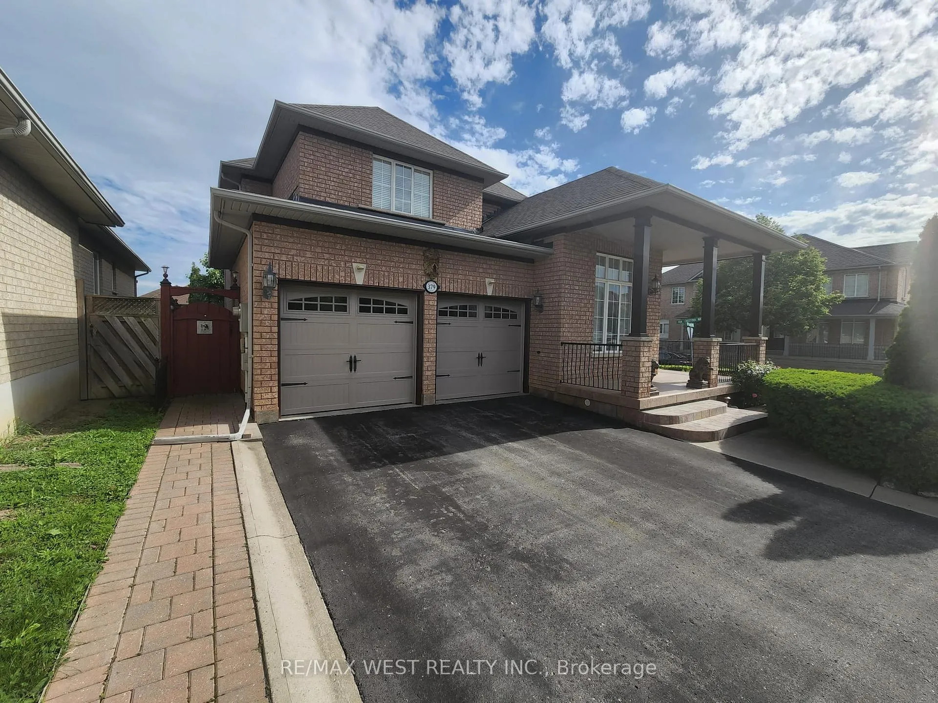 Photo 2 of 379 Sonoma Boulevard, Vaughan, Sonoma Heights — HOMEH