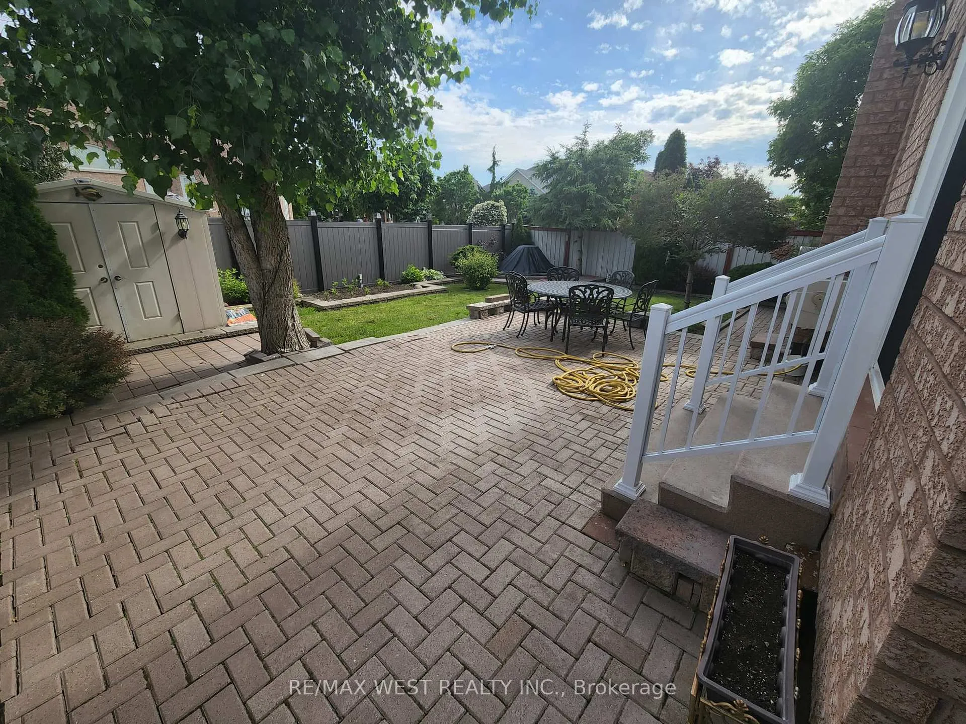 Photo 4 of 379 Sonoma Boulevard, Vaughan, Sonoma Heights — HOMEH