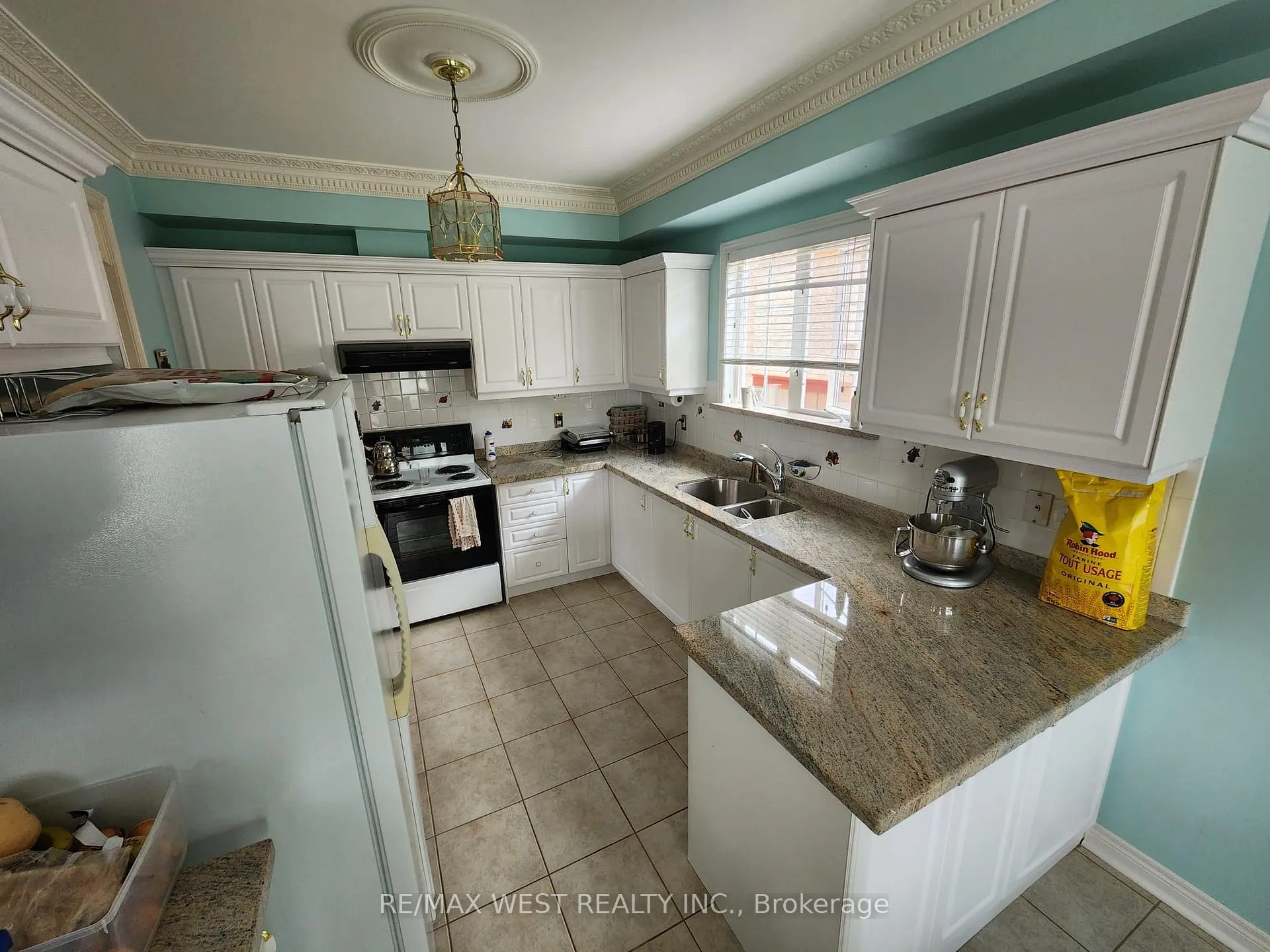 Photo 19 of 379 Sonoma Boulevard, Vaughan, Sonoma Heights — HOMEH