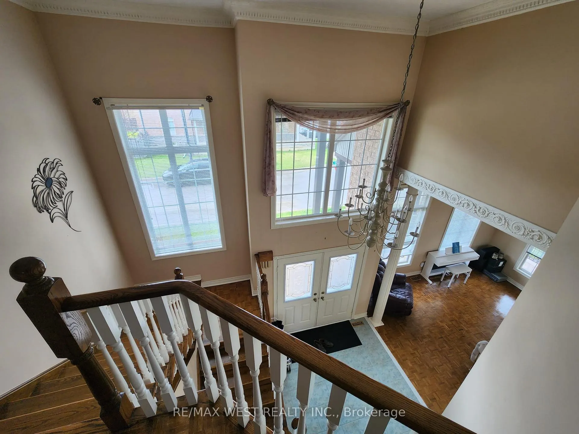 Photo 37 of 379 Sonoma Boulevard, Vaughan, Sonoma Heights — HOMEH