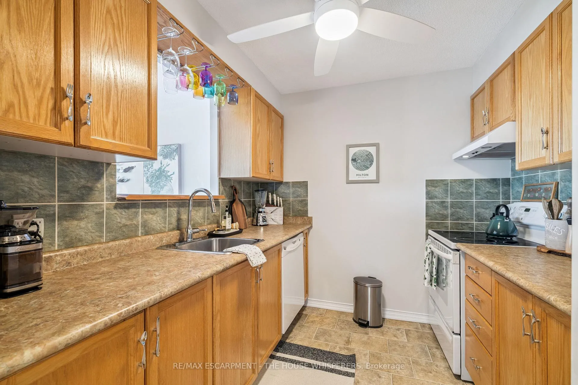 Photo 11 of Unit 701, 100 Millside Drive, Milton, Old Milton — HOMEH