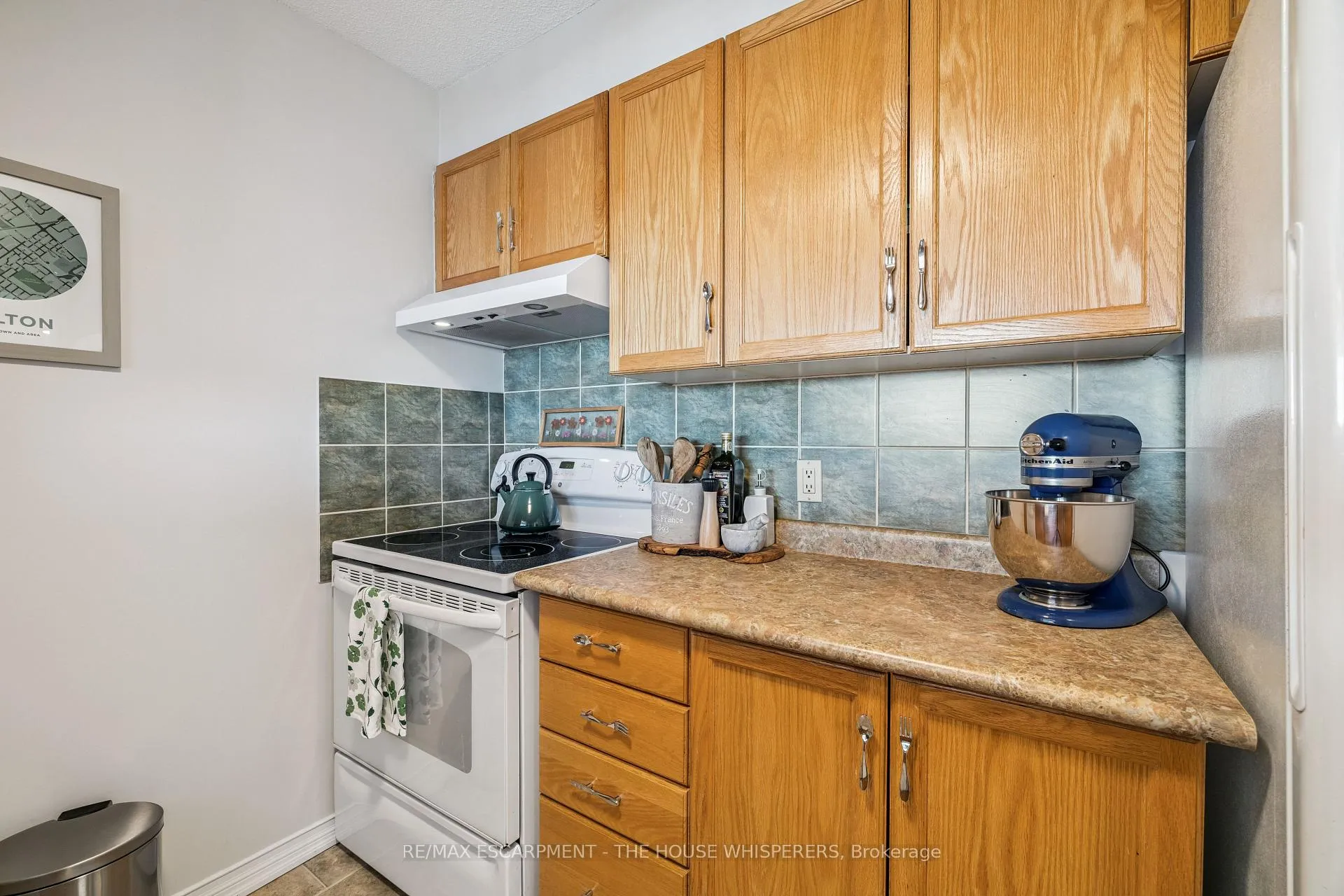 Photo 13 of Unit 701, 100 Millside Drive, Milton, Old Milton — HOMEH