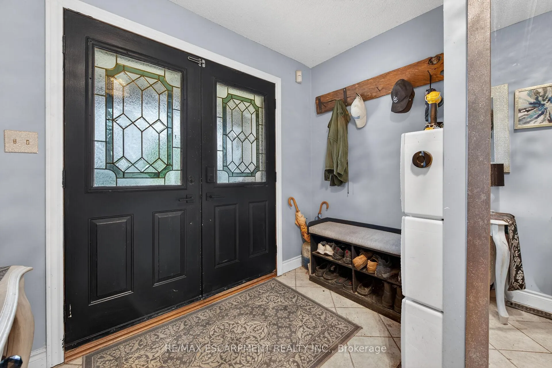 Photo 5 of 249 Lloyminn Avenue, Hamilton, Ancaster — HOMEH