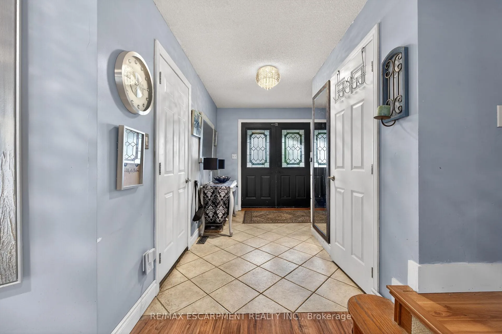 Photo 6 of 249 Lloyminn Avenue, Hamilton, Ancaster — HOMEH