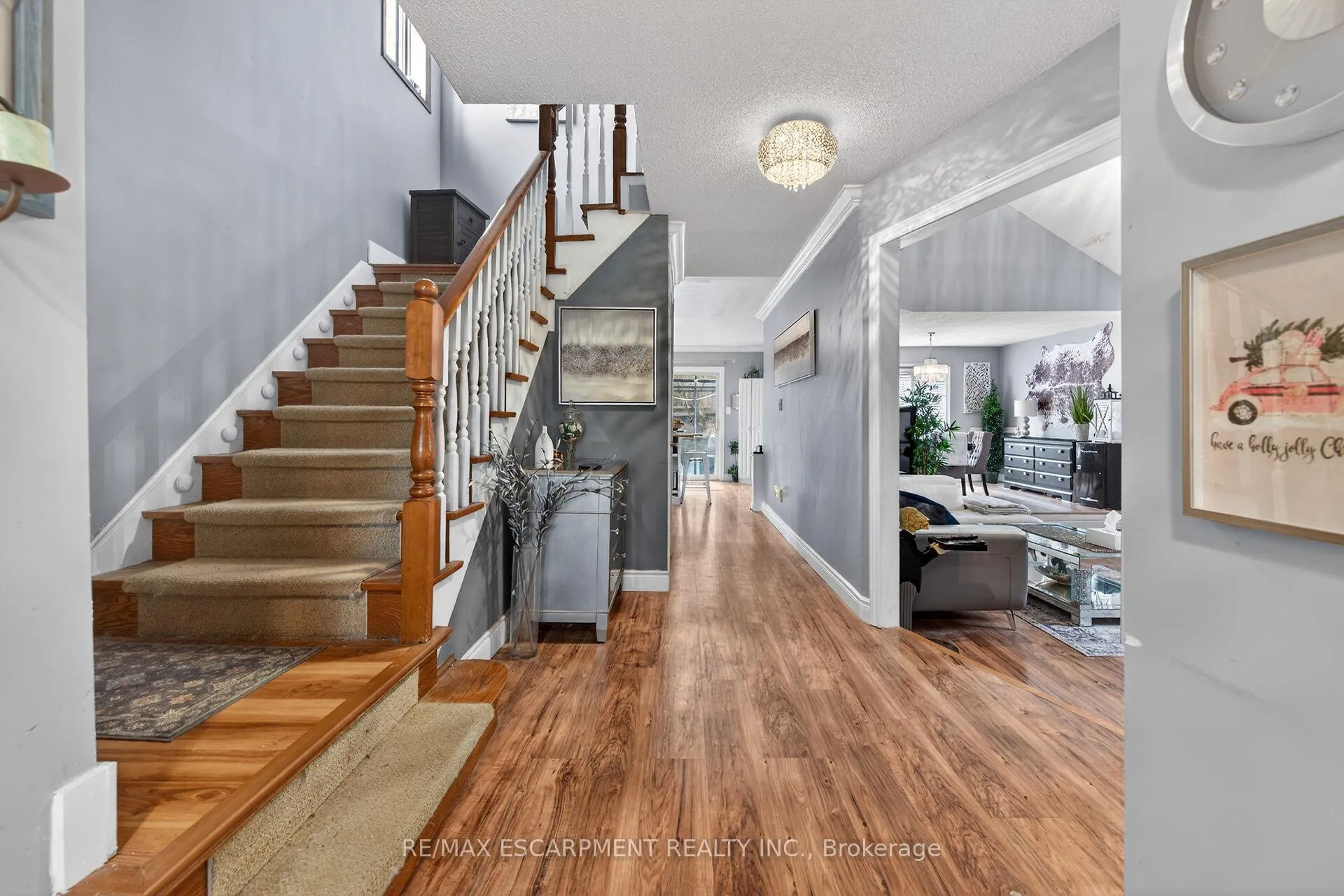 Photo 8 of 249 Lloyminn Avenue, Hamilton, Ancaster — HOMEH
