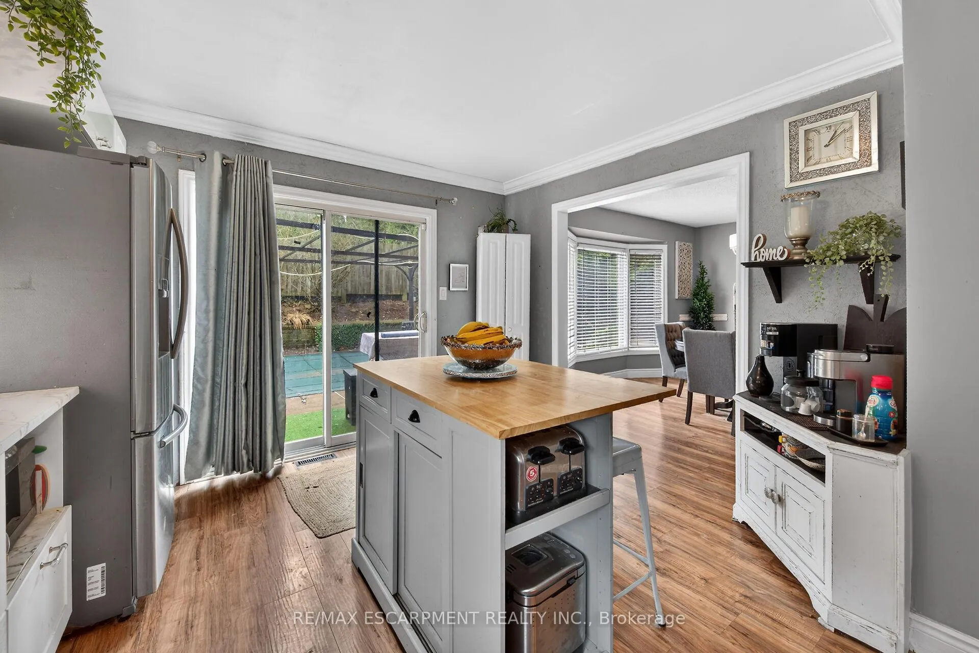 Photo 14 of 249 Lloyminn Avenue, Hamilton, Ancaster — HOMEH