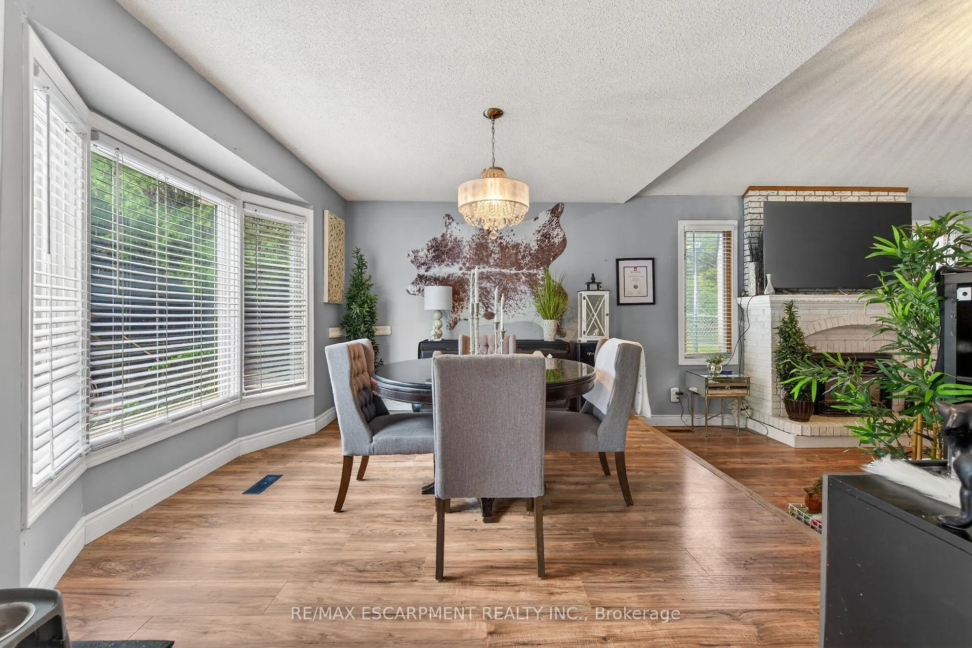 Photo 15 of 249 Lloyminn Avenue, Hamilton, Ancaster — HOMEH