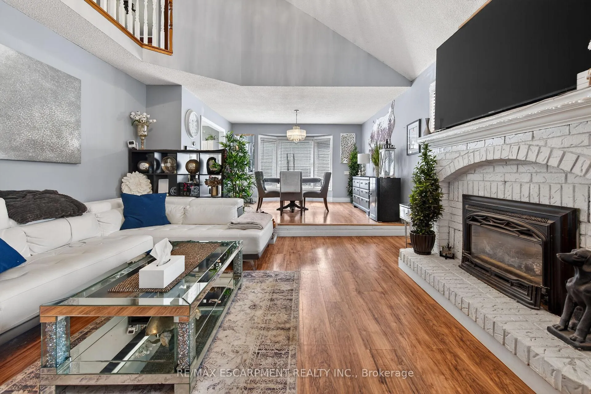 Photo 21 of 249 Lloyminn Avenue, Hamilton, Ancaster — HOMEH