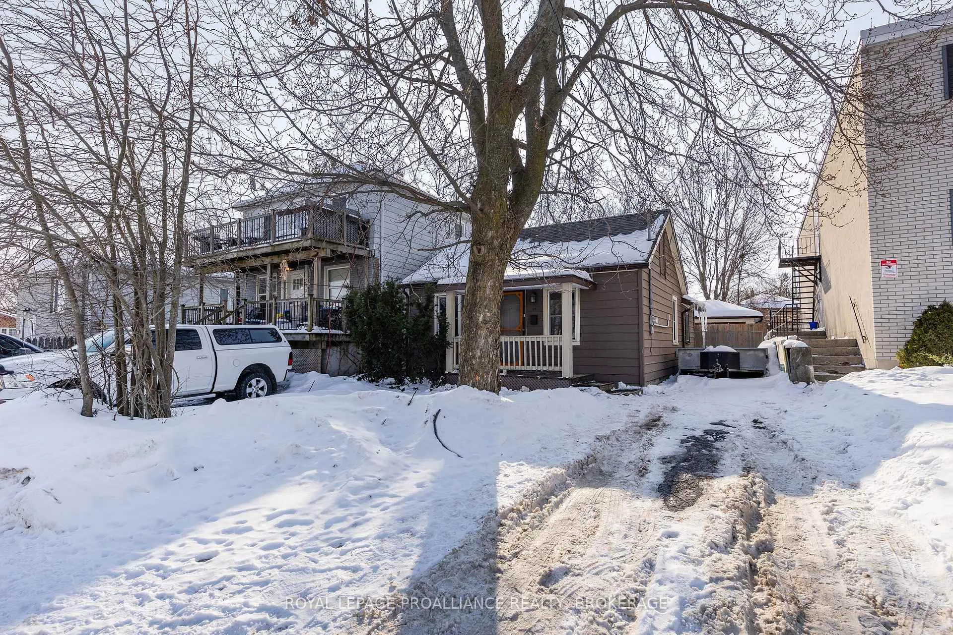 Photo 5 of 80 Joseph Street, Kingston, East of Sir John A. Blvd — HOMEH