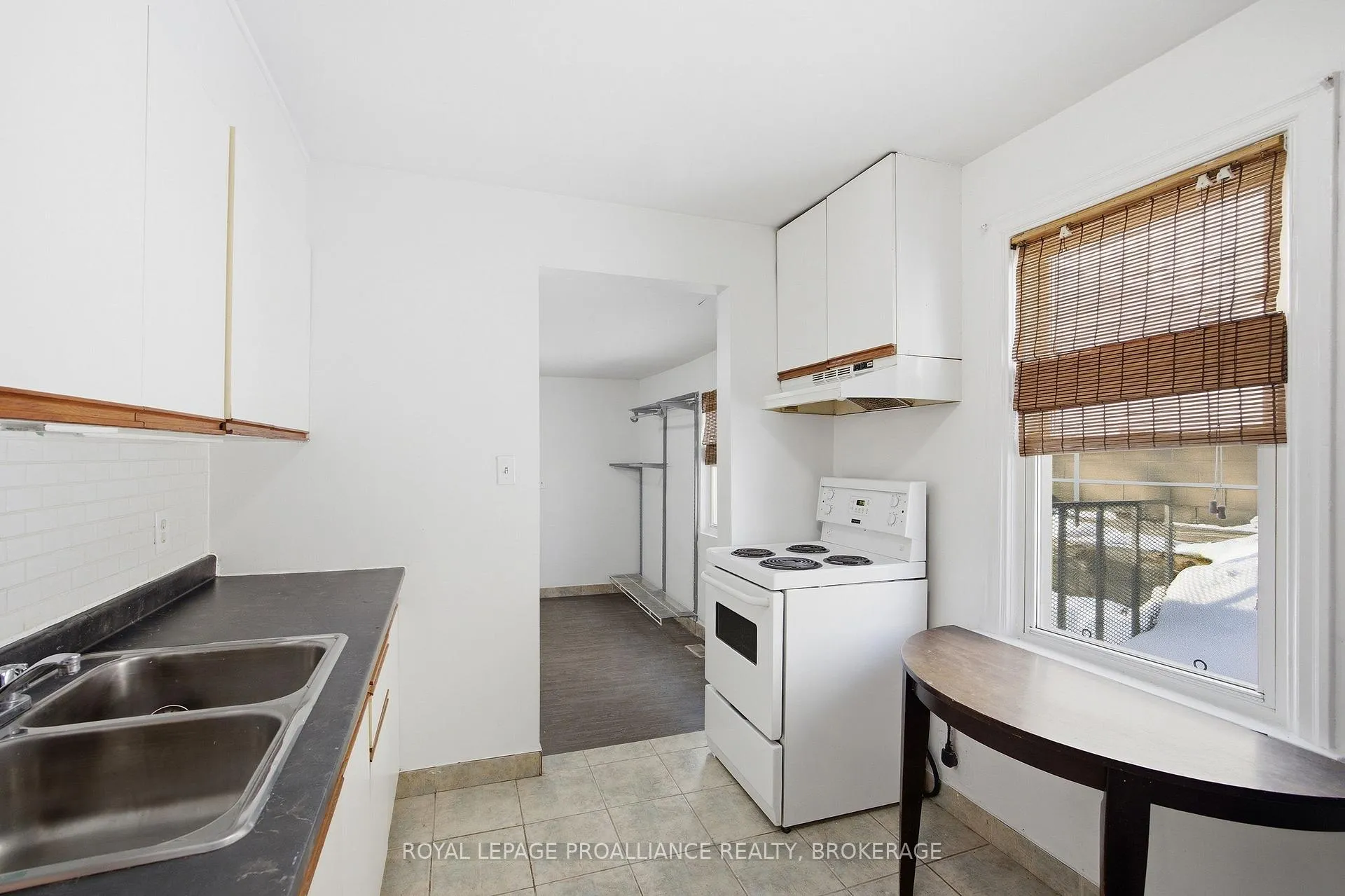 Photo 26 of 80 Joseph Street, Kingston, East of Sir John A. Blvd — HOMEH
