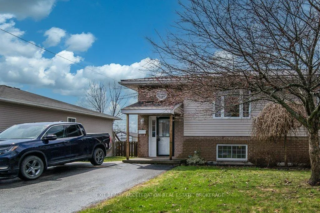 Photo 4 of 105 Pearl Street, Deseronto, Deseronto (Town) — HOMEH