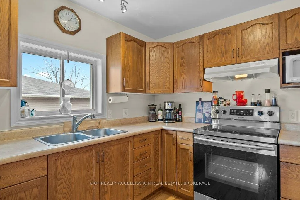 Photo 14 of 105 Pearl Street, Deseronto, Deseronto (Town) — HOMEH