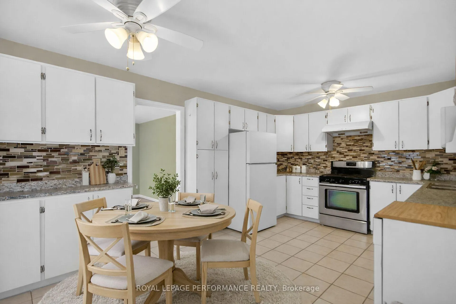 Photo 6 of 1879 Sharel Drive, Ottawa, Guildwood Estates - Urbandale Acres — HOMEH