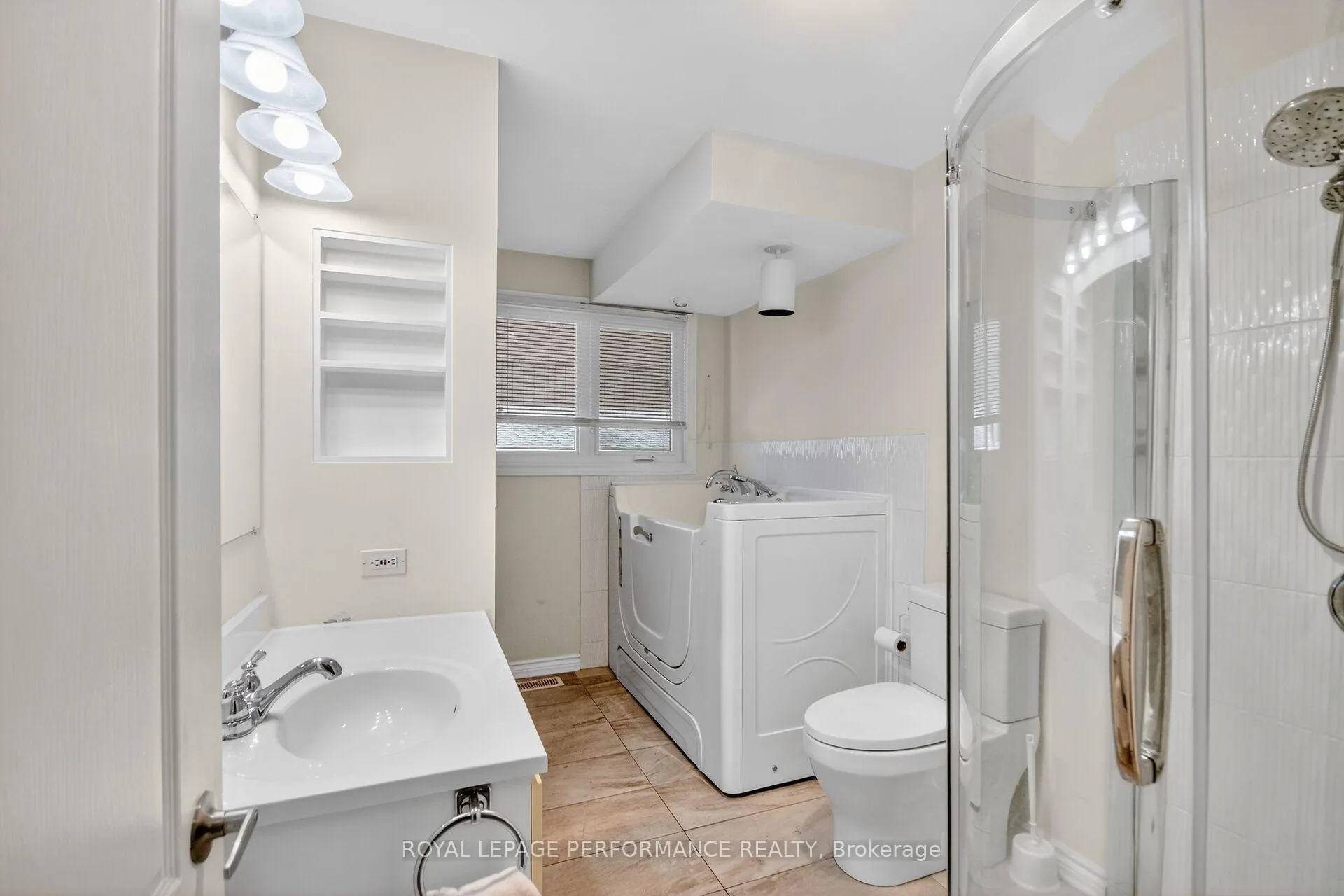 Photo 15 of 1879 Sharel Drive, Ottawa, Guildwood Estates - Urbandale Acres — HOMEH