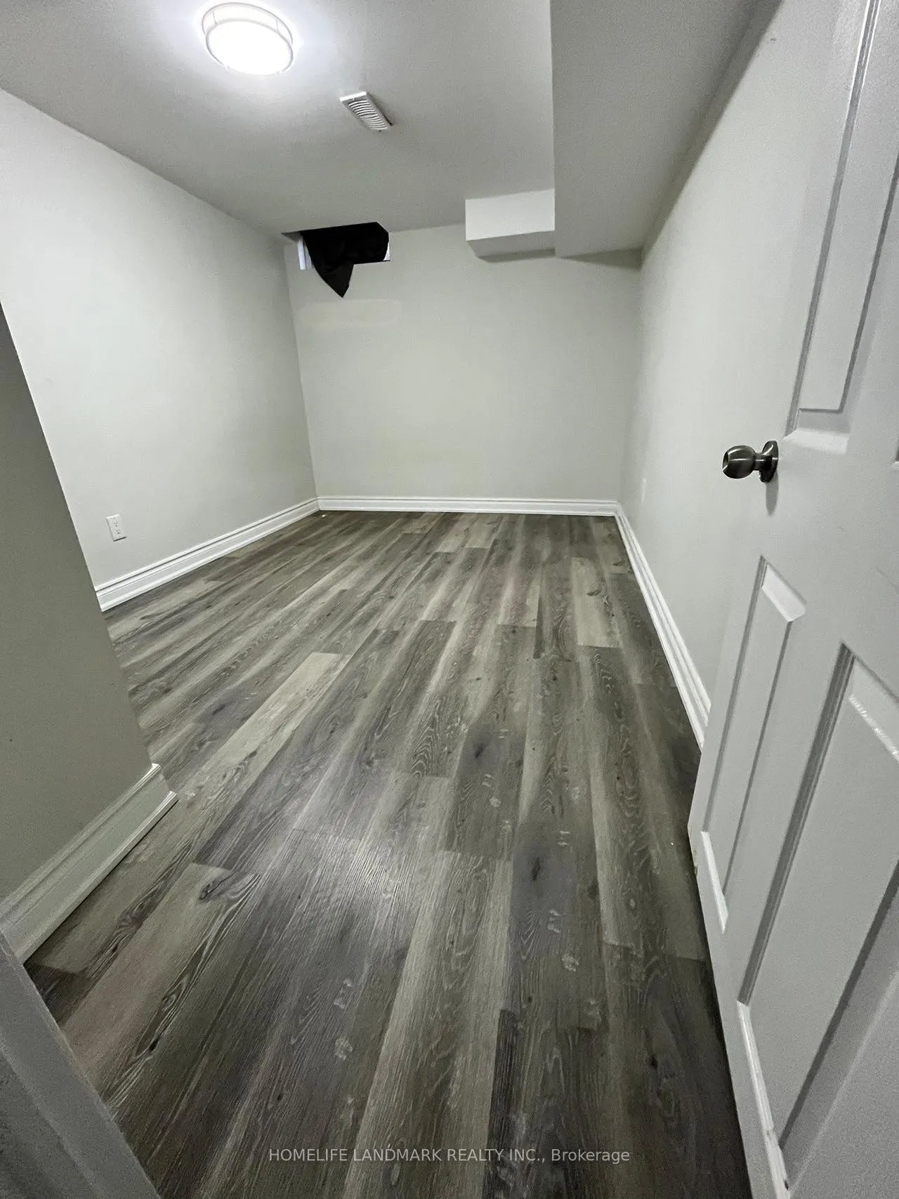 Photo 3 of Unit BSMT, 6 Karen Miles Crescent, Markham, Middlefield — HOMEH