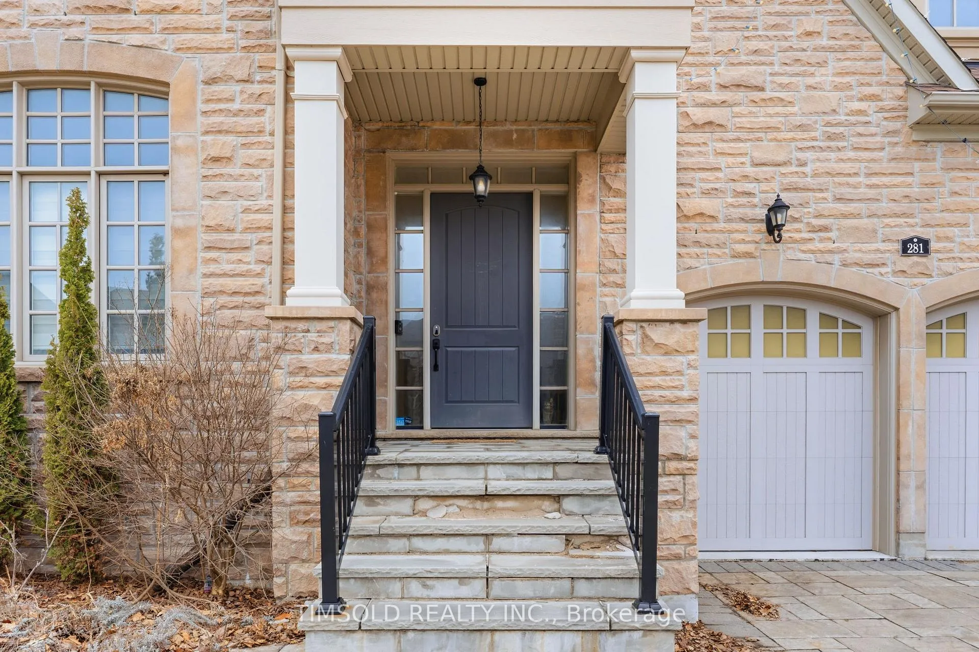 Photo 3 of 281 Angus Glen Boulevard, Markham, Devil's Elbow — HOMEH