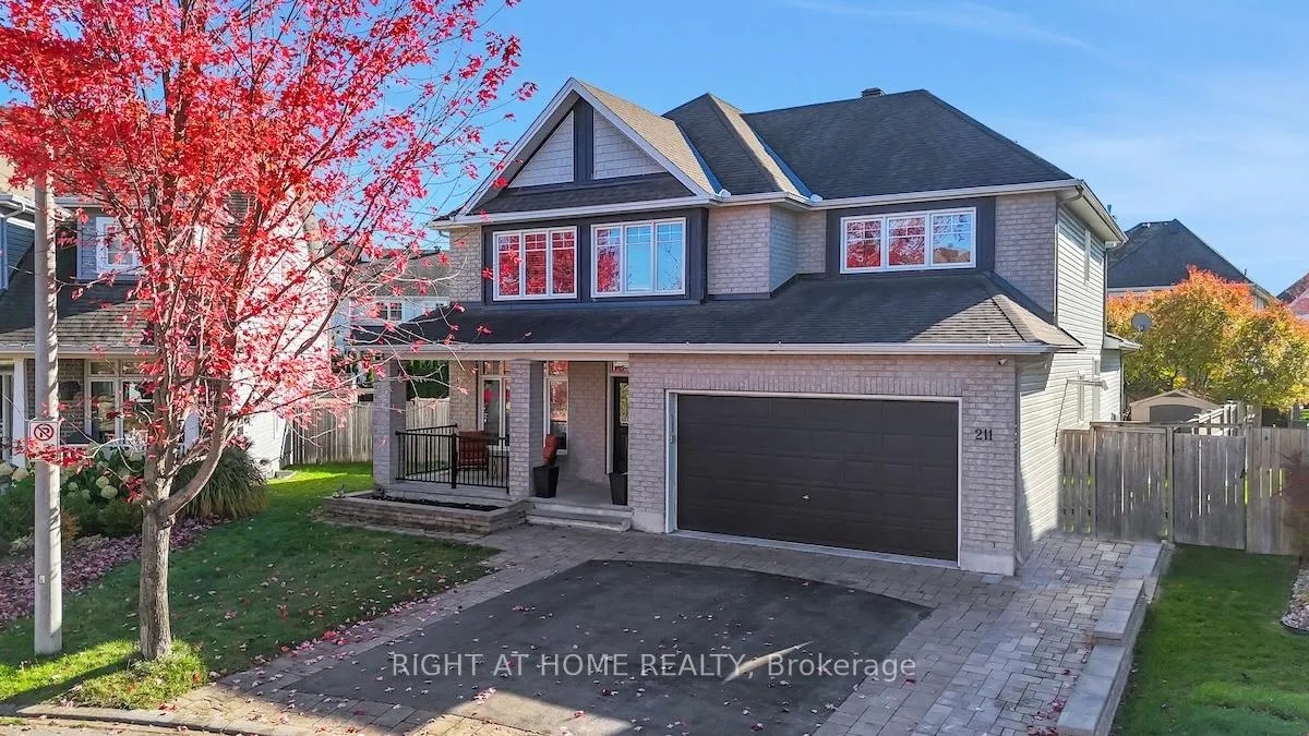 Photo 2 of 211 Denali Way, Ottawa, Stittsville (North) — HOMEH
