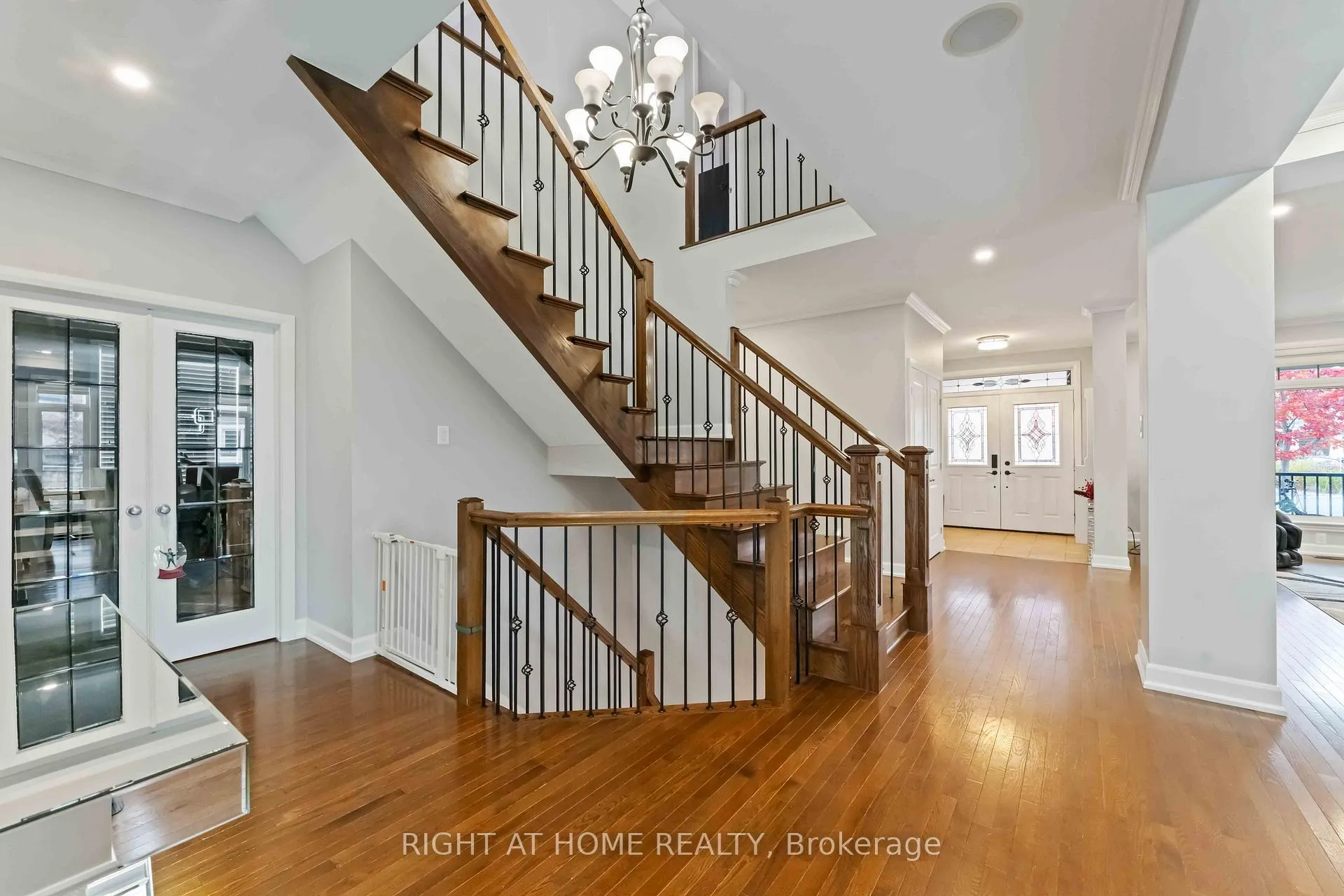 Photo 4 of 211 Denali Way, Ottawa, Stittsville (North) — HOMEH