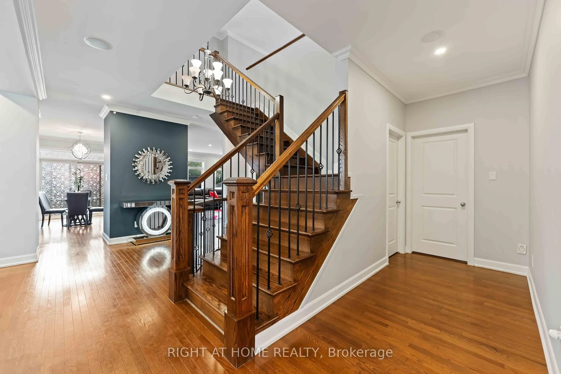 Photo 9 of 211 Denali Way, Ottawa, Stittsville (North) — HOMEH