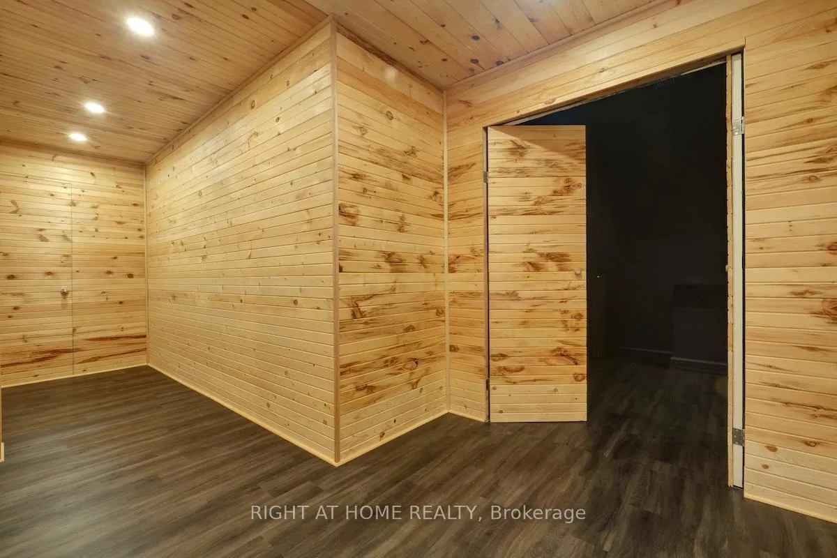 Photo 40 of 211 Denali Way, Ottawa, Stittsville (North) — HOMEH