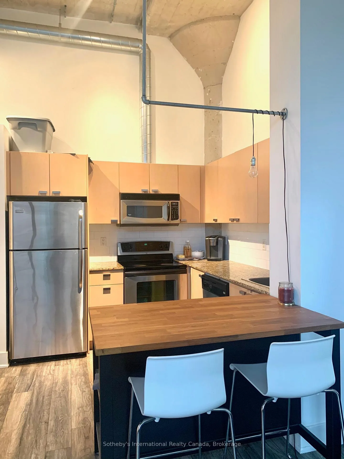 Photo 10 of Unit 323, 637 Lake Shore Boulevard W, Toronto, Niagara — HOMEH