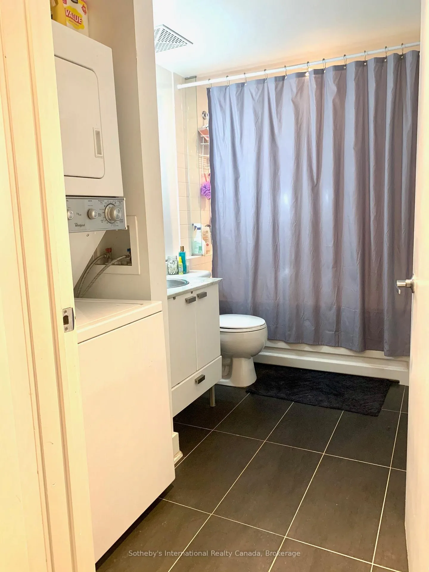 Photo 13 of Unit 323, 637 Lake Shore Boulevard W, Toronto, Niagara — HOMEH