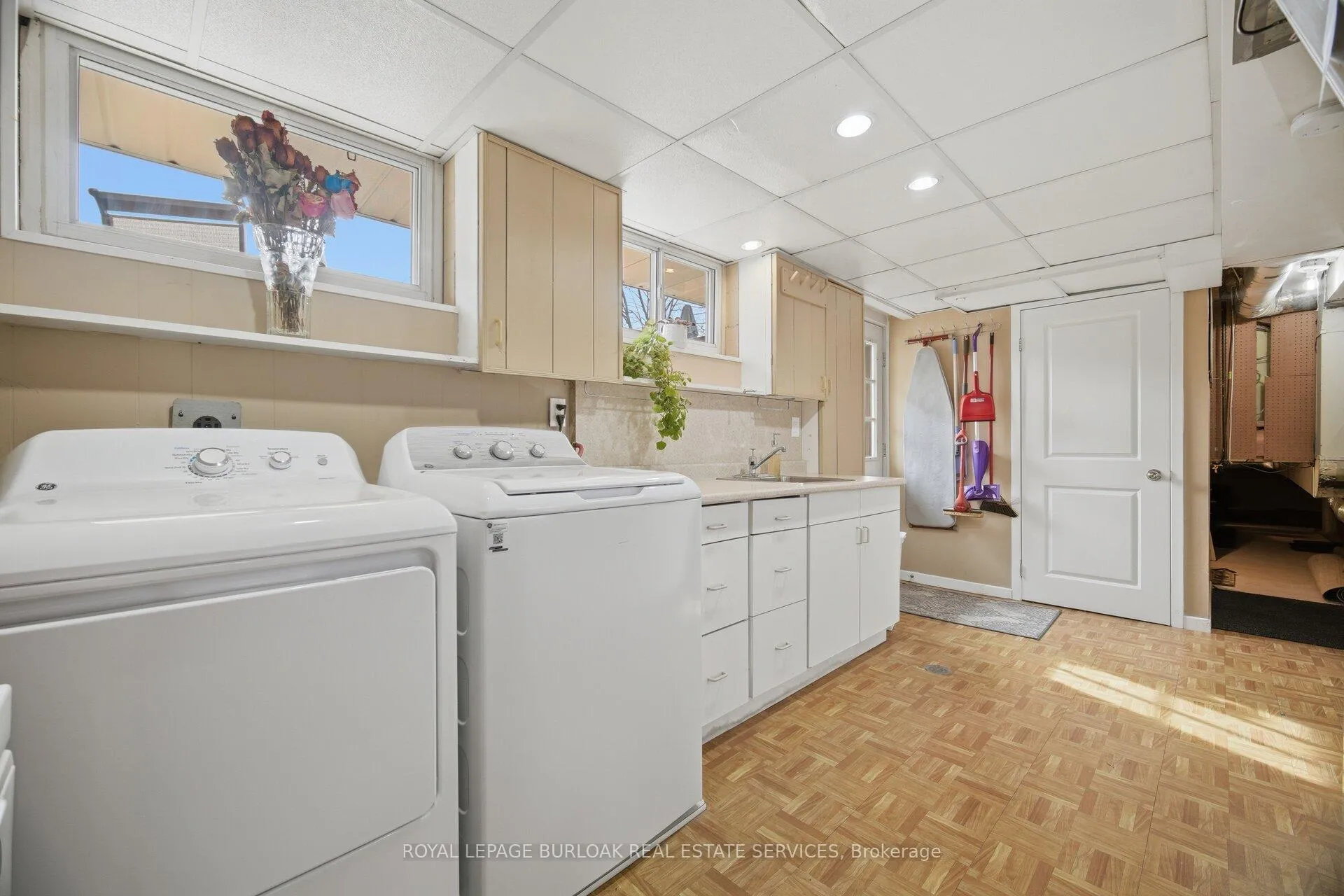 Photo 38 of 188 White Pines Drive, Burlington, Appleby — HOMEH