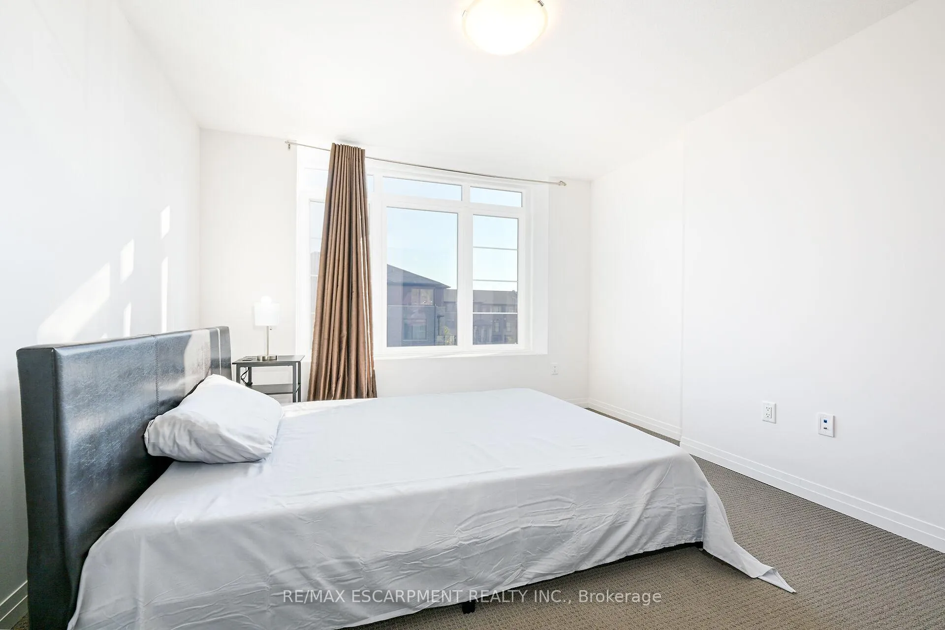 Photo 18 of Unit 70, 30 Time Square Boulevard, Hamilton, Rural Stoney Creek — HOMEH