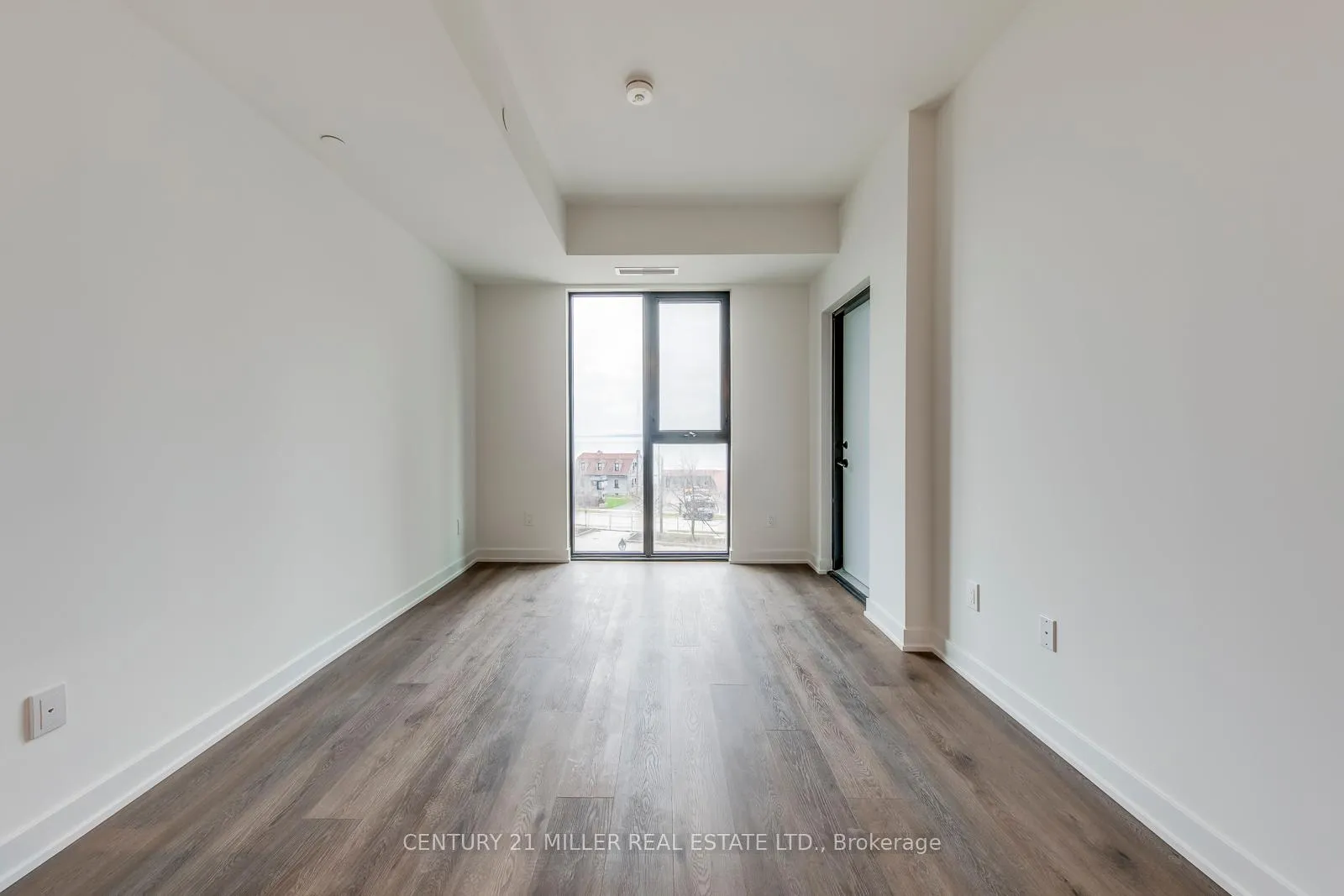 Photo 11 of Unit 313, 2075 Lakeshore Road, Burlington, Brant — HOMEH