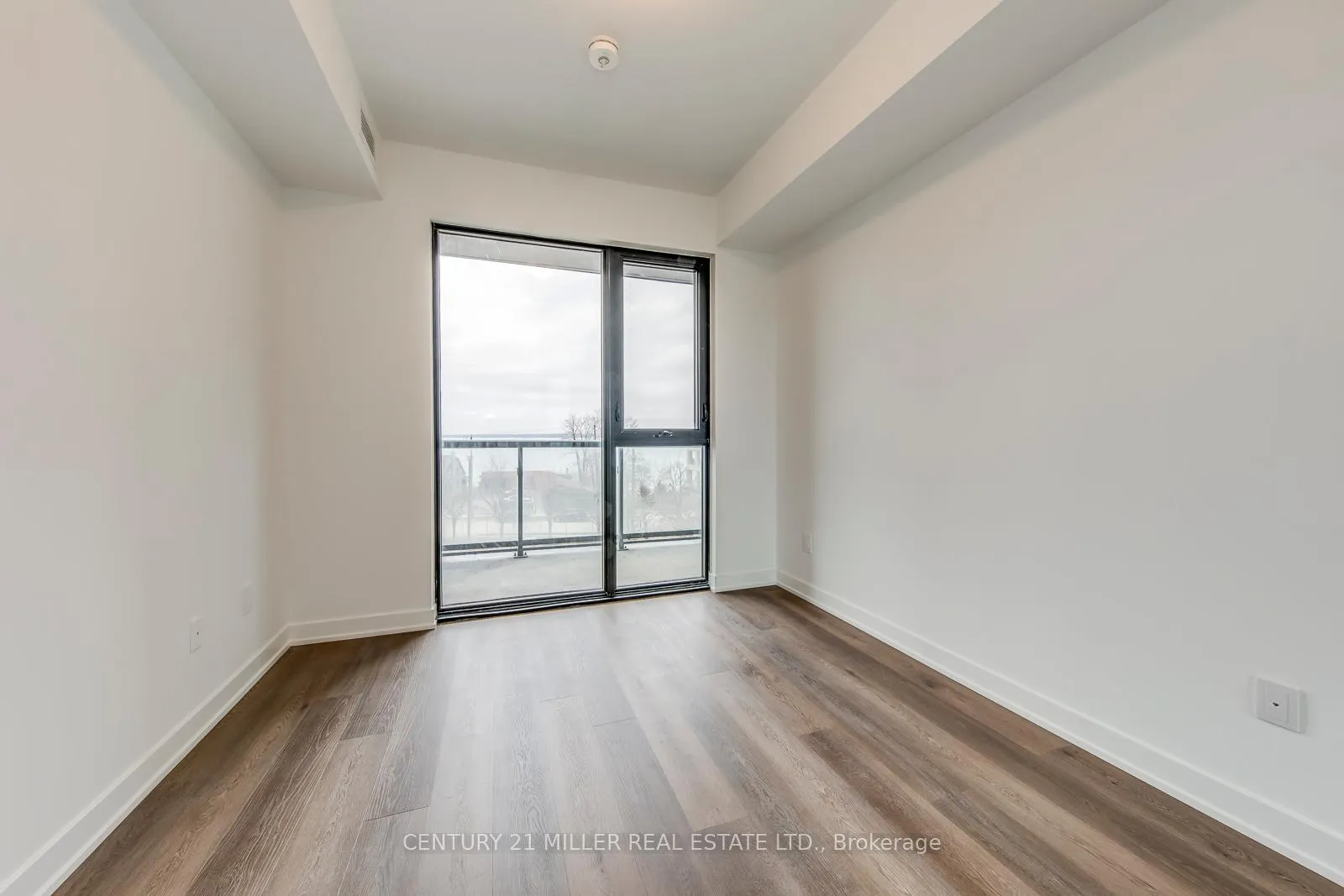 Photo 16 of Unit 313, 2075 Lakeshore Road, Burlington, Brant — HOMEH