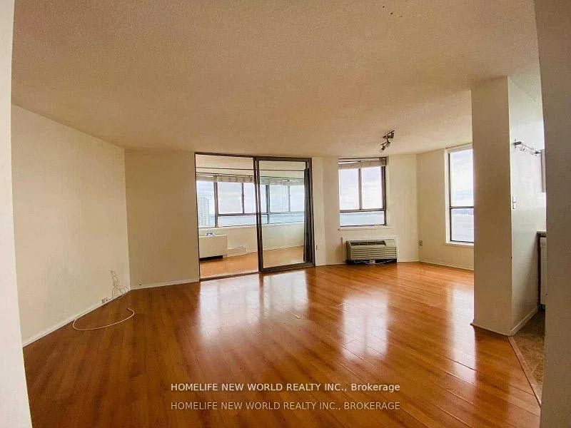 Photo 4 of Unit 2501, 270 Queens Quay W, Toronto, Waterfront Communities — HOMEH